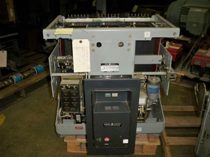Picture of AKR-7D-75H GE AIR BREAKER 3200A FRAME EO/DO RMS-9 LSIG