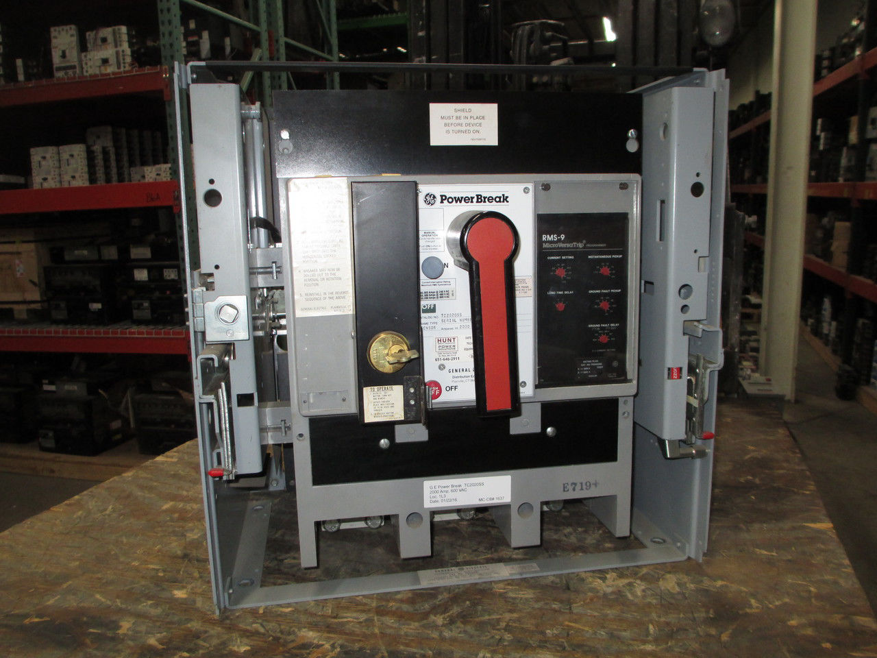 Picture of General Electric Power Break TC2020SS Circuit Breaker 2000 Amp 600 VAC M/O D/O