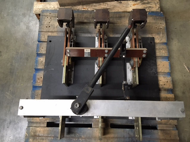 Picture of Pringle Fusible Pressure Contact Switch 7050B | 2500 Amp 480 Volt | Black Back Plate