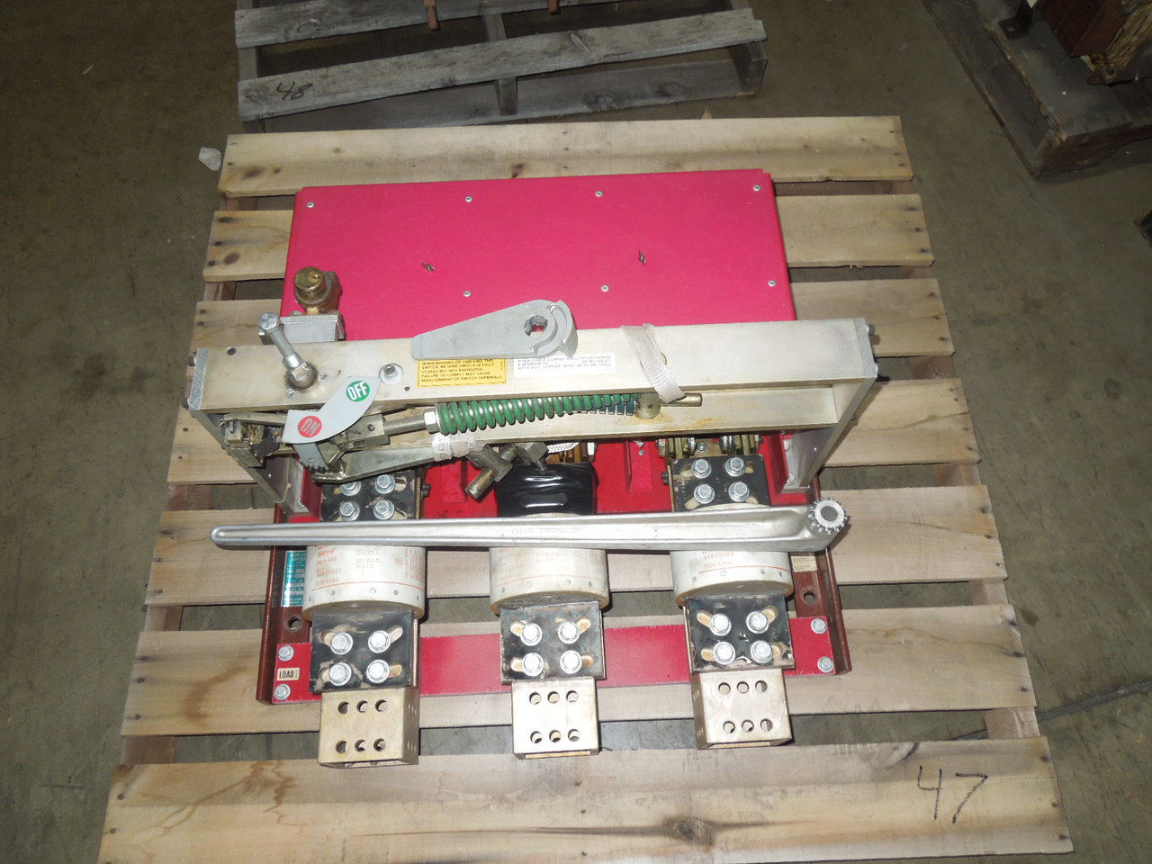 Picture of Kam-Lok Pressure Contact Switch 3FT40ST40 | 4000 Amp 480 Volt | W/ ST