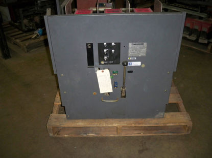 Picture of DS840 SQ-D 4000A 600V EO/DO Air Breaker LSI