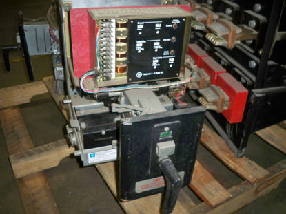 Picture of DB-25 Westinghouse Air Circuit Breaker 600A 600V MO/DO LSG
