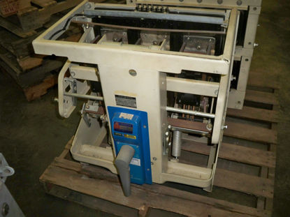 Picture of AK-2A-75-1 GE 3000A 600V MO/DO Air Breaker