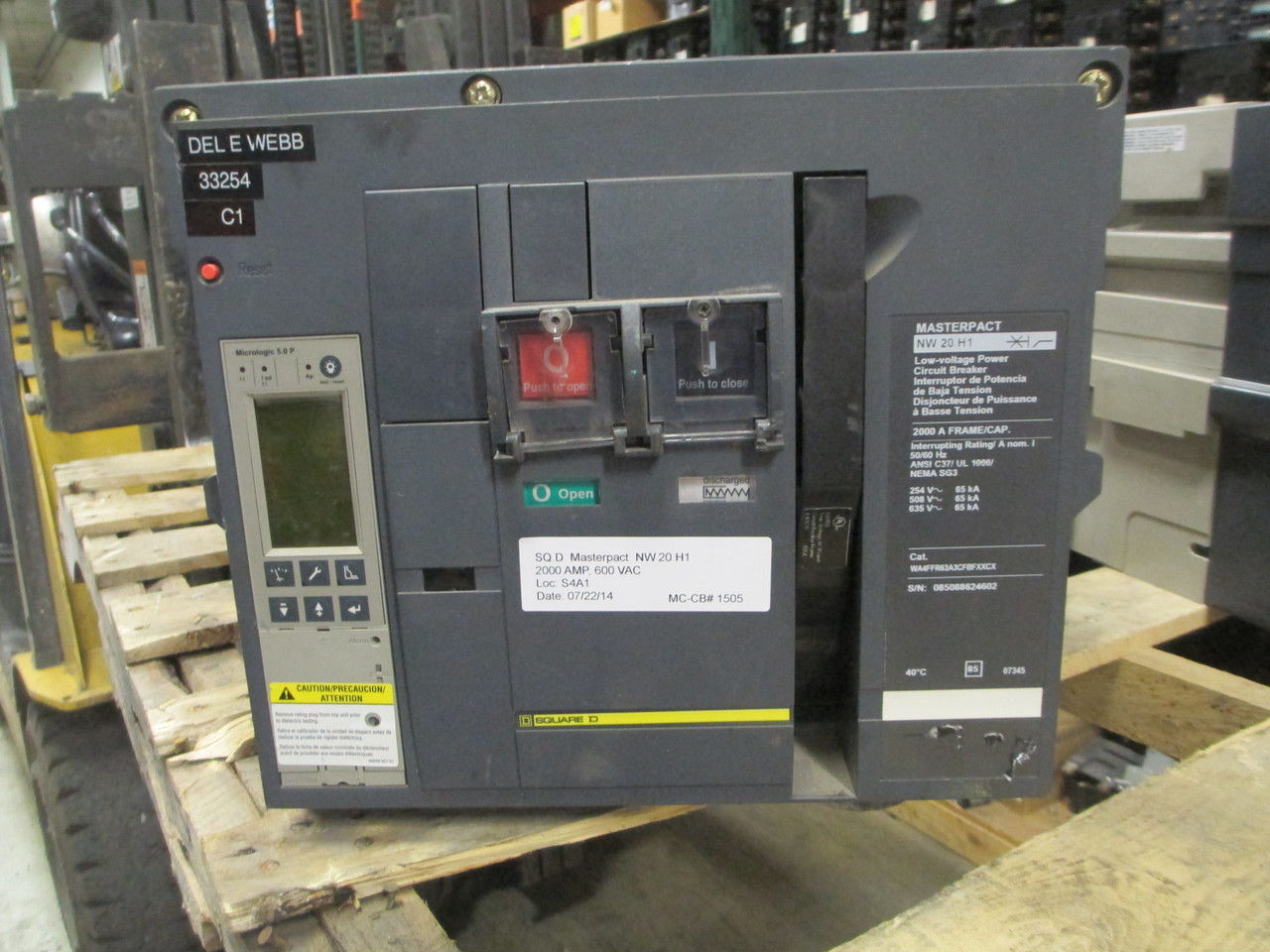 Picture of Square D Masterpact NW20H1 Circuit Breaker 2000 Amp 600 VAC E/O D/O