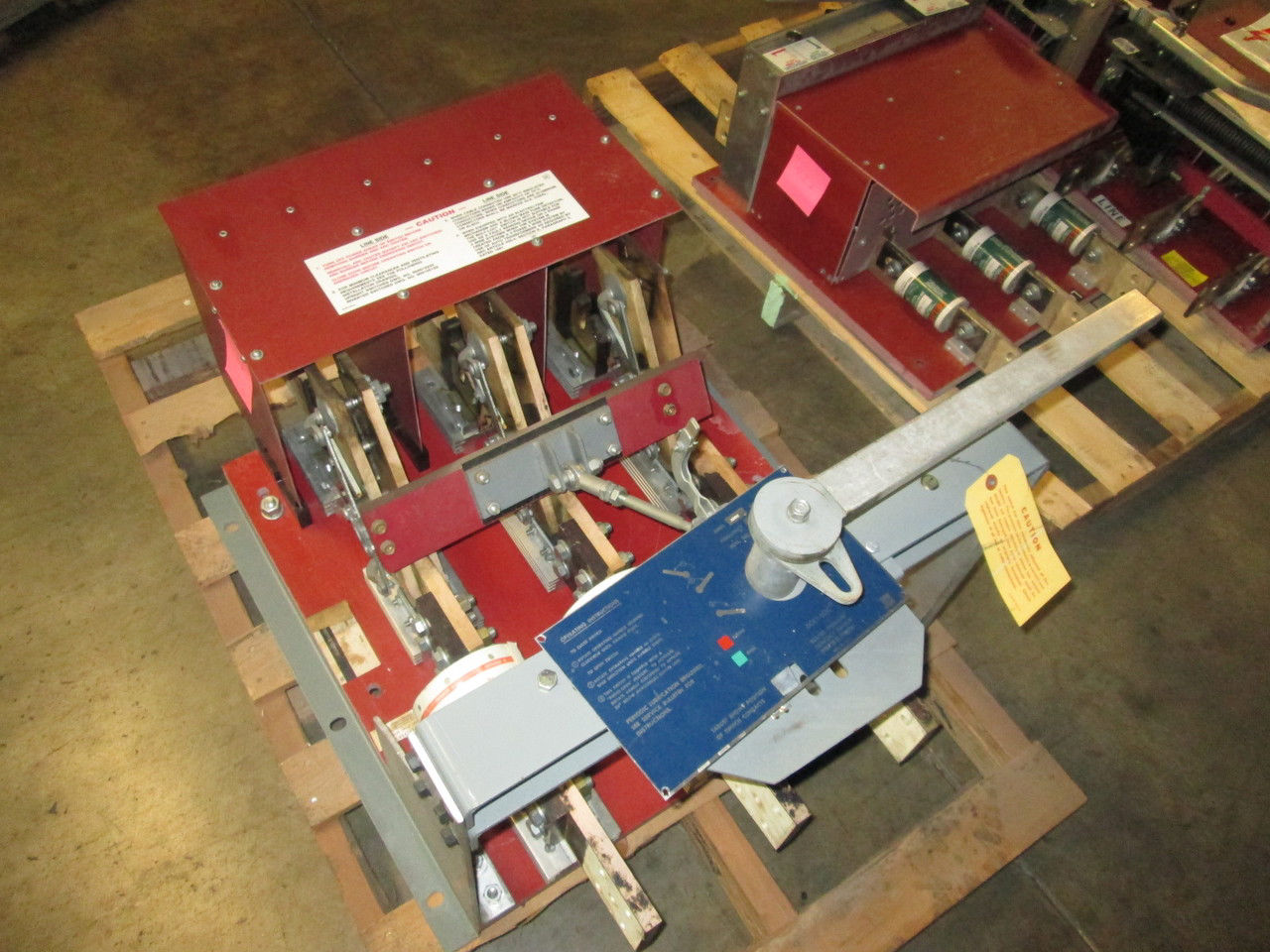 Picture of Square D Bolt-Loc Pressure Contact Switch BLO32300 | 3000 Amp 240 Volt | Red Back Plate