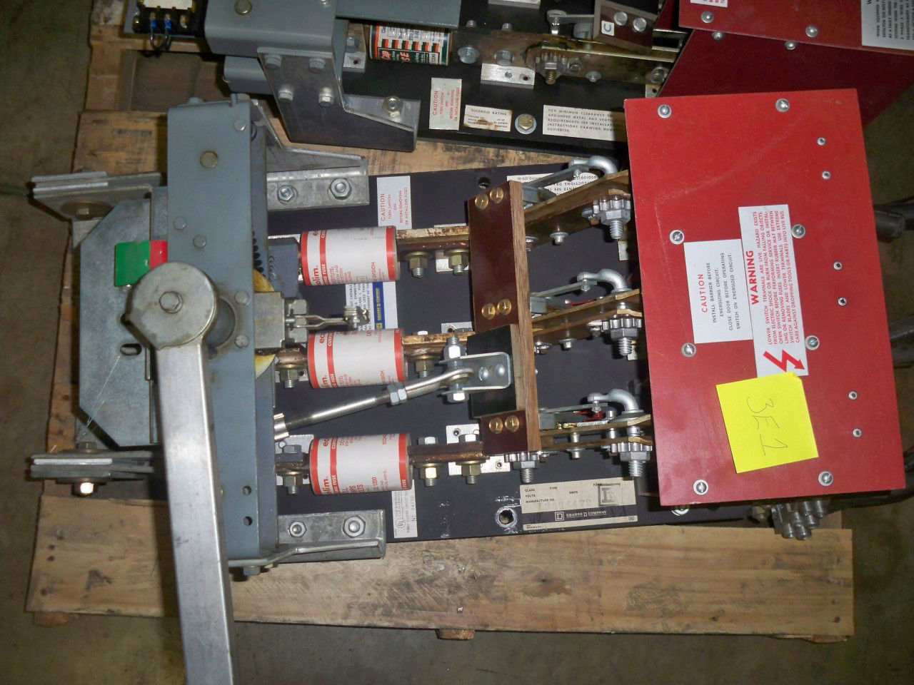 Picture of Square D Pressure Contact Switch BLO32120T | 1200 Amp 240 Volt | Black Back Plate