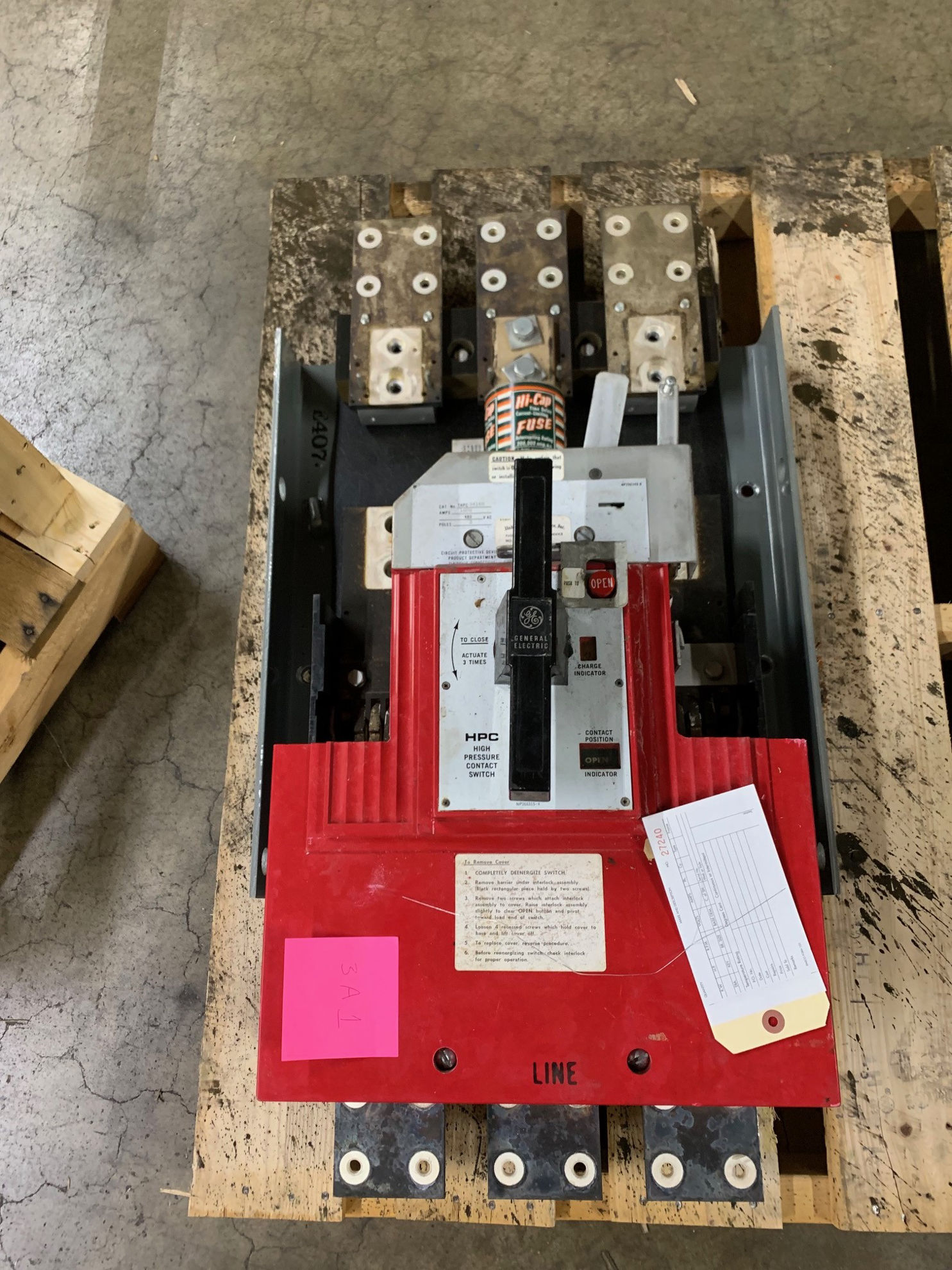 Picture of General Electric High Pressure Contact Switch THPC3416B | 1600 Amp 480 Volt | Bottom Fed