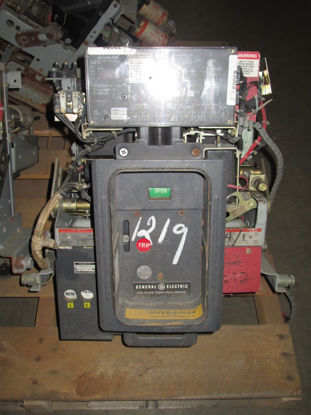 Picture of AKRU-7D-30S GE 800A Frame 600A Rated Fused Air Breaker EO/DO LSIG