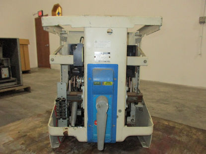 Picture of GE AK2-50-3 Air Breaker 600V 1600A Manually Operated/Stationary Mount