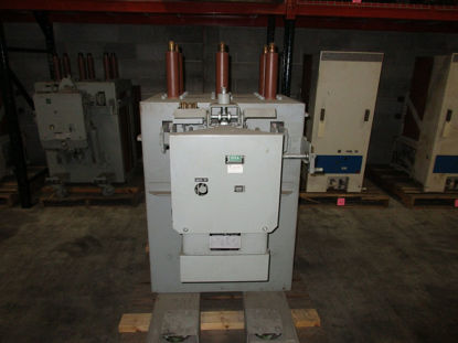 Picture of AM-13.8-500-4 GE Magne-Blast Circuit Breaker 1200A 15KV EO/DO