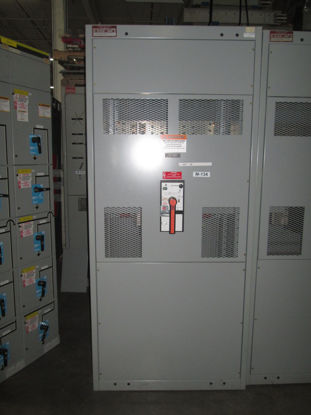 Picture of GE AV-line Switchboard 3000 Amp 480 Volt THPMMF86 Main Power Break breaker panel R&G