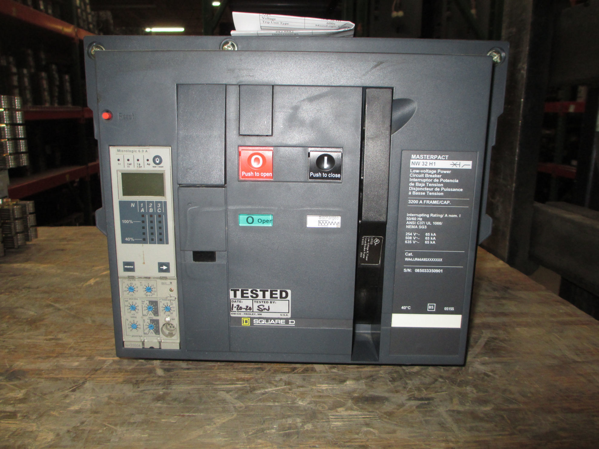 Picture of Square D MasterPact NW32H1 Circuit Breaker 3200 Amp 600 Volt AC M/O D/O