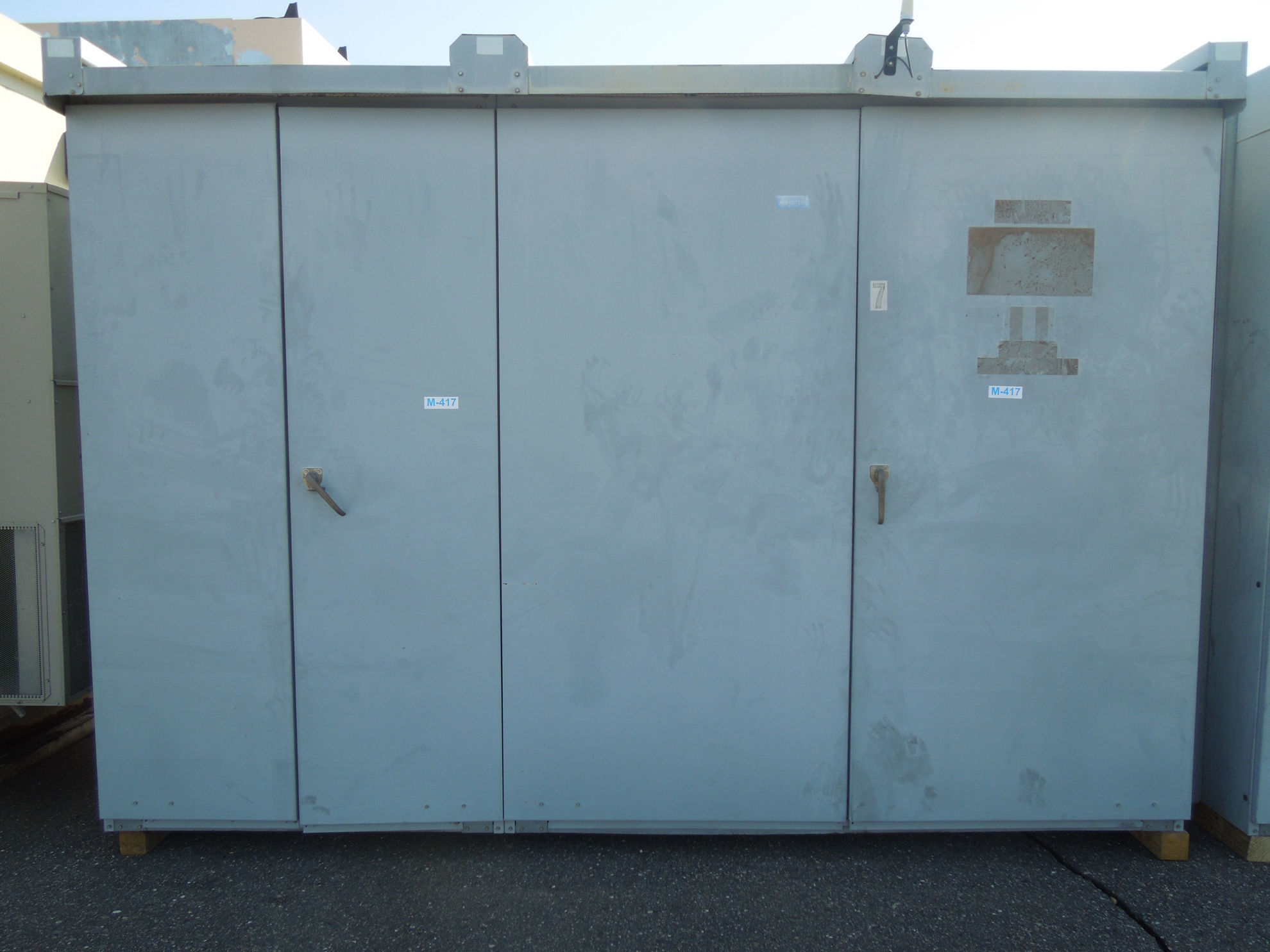 Picture of General Electric Power Break Switchboard TP3030TTR | 3000 Amp Main Breaker | 480Y/277V 3-Phase 4-Wire | NEMA 3R R&G