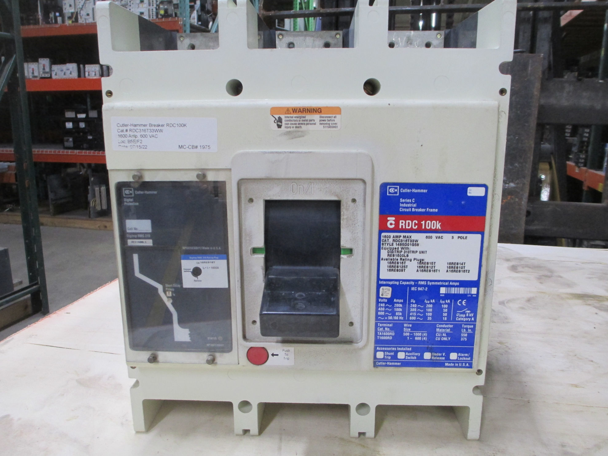 Picture of Cutler-Hammer RDC100K Circuit Breaker RDC316T33W 1600 Amp 600 Volt AC M/O F/M