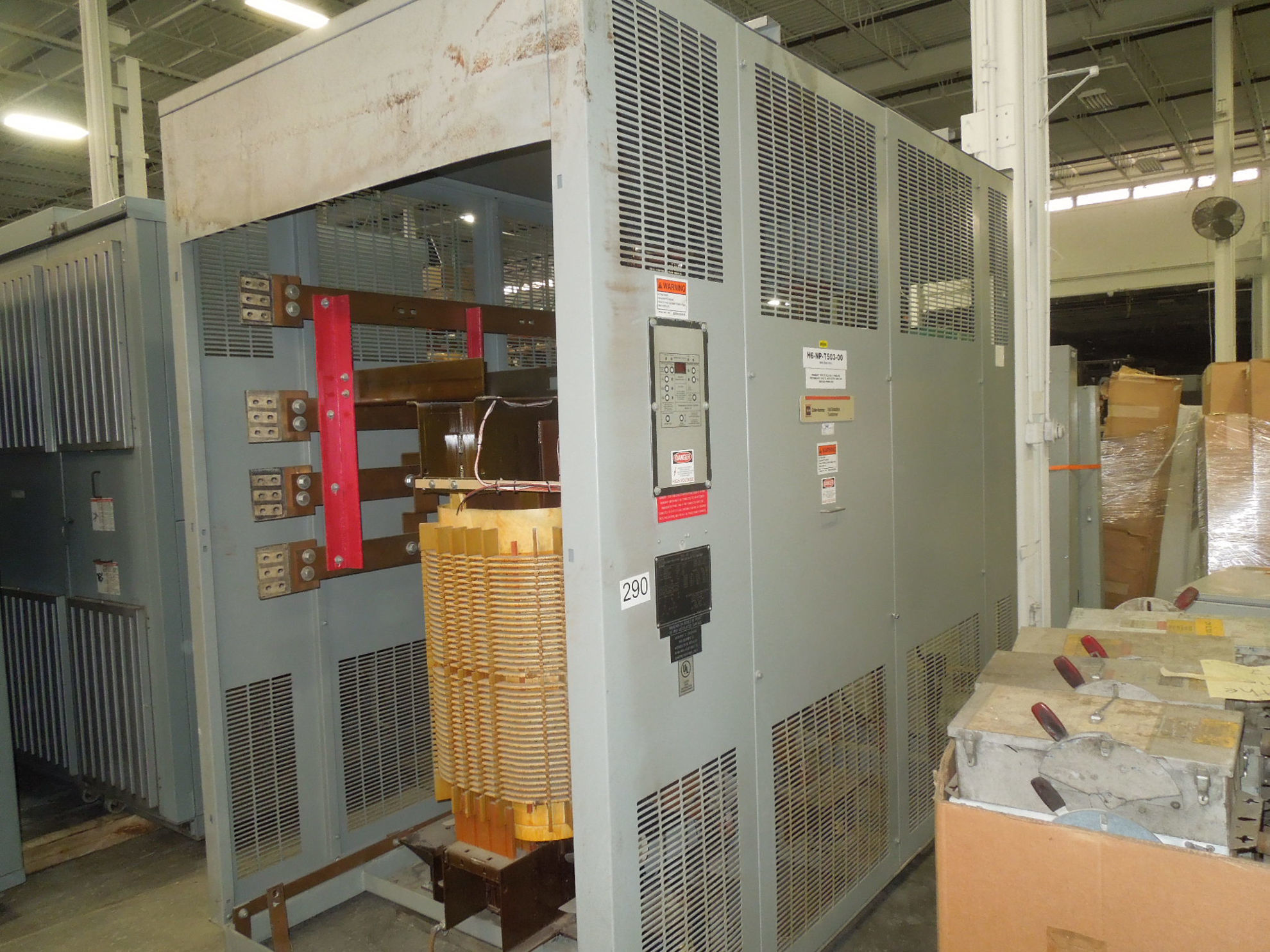 Picture of Cutler-Hammer 1500/2000 KVA 13200-480Y/277 Volt Medium Voltage Dry Type Transformer R&G