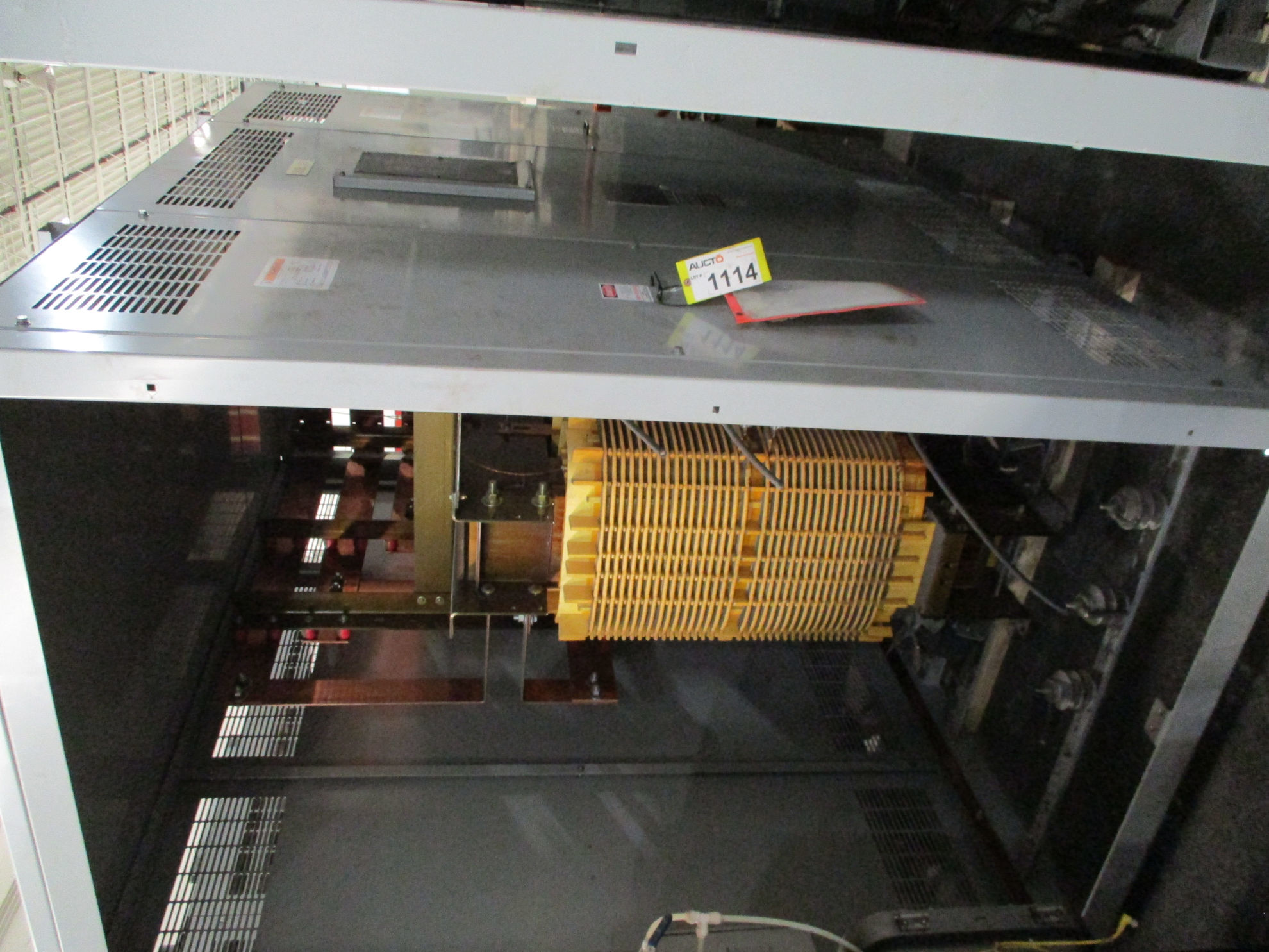 Picture of Siemens 1500/2000 KVA 6900-480Y/277 Volt Medium Voltage Dry Type Transformer R&G
