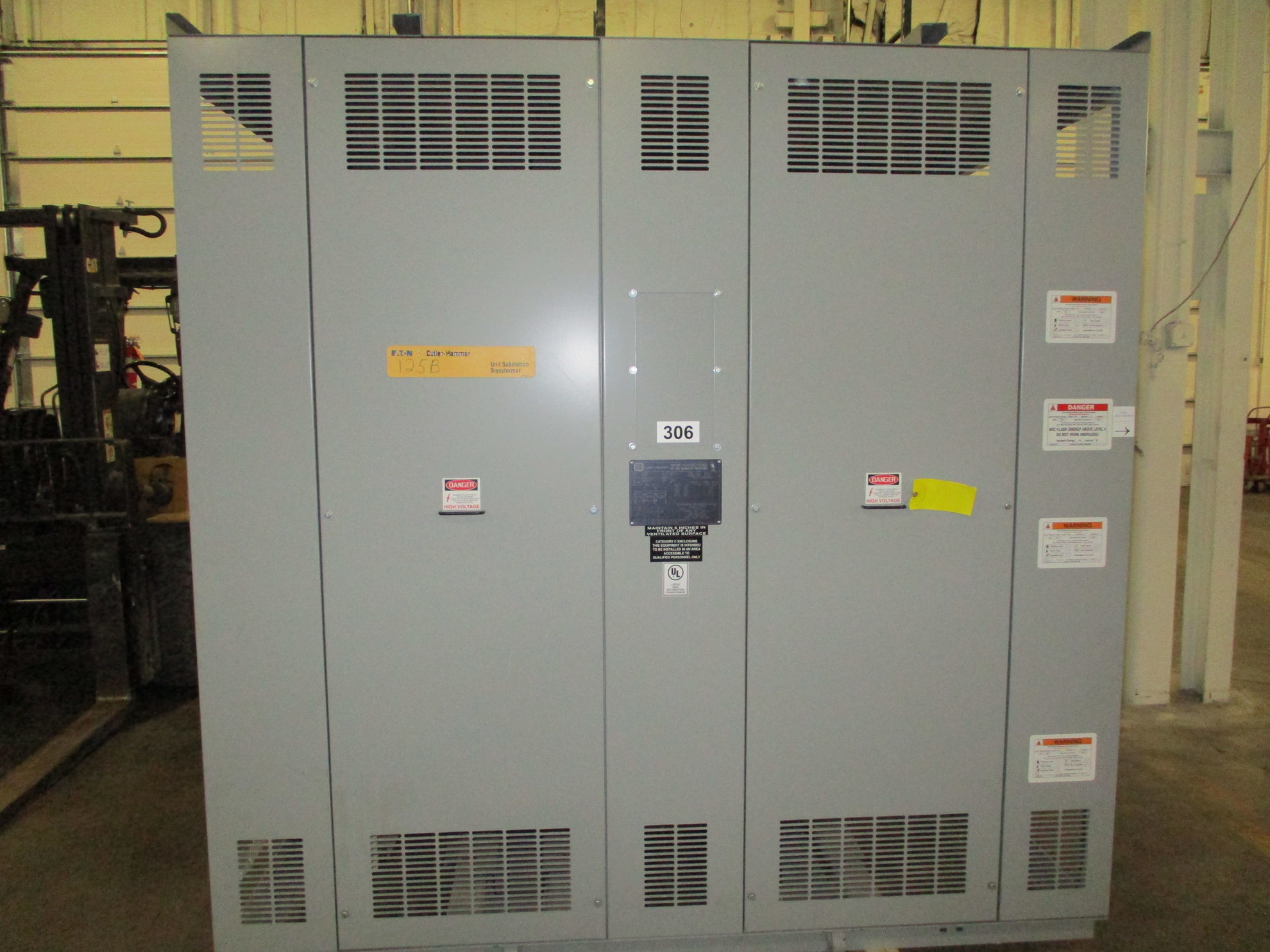Picture of Cutler-Hammer 1000 KVA 6900-480Y/277 Volt Medium Voltage Dry Type Transformer R&G