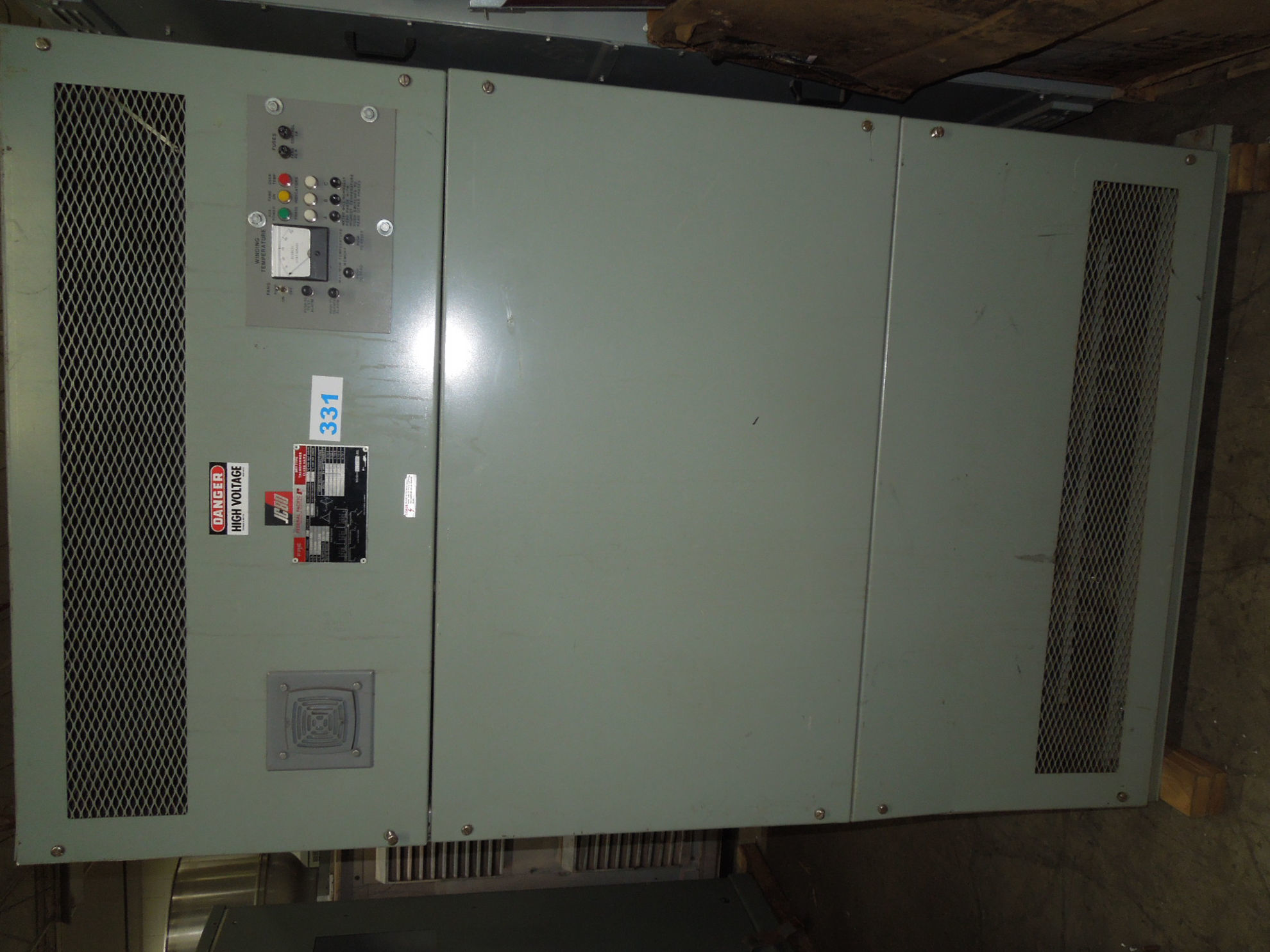 Picture of FPE 300/400 KVA 4160-208Y/120 Volt Medium Voltage Dry Type Transformer R&G