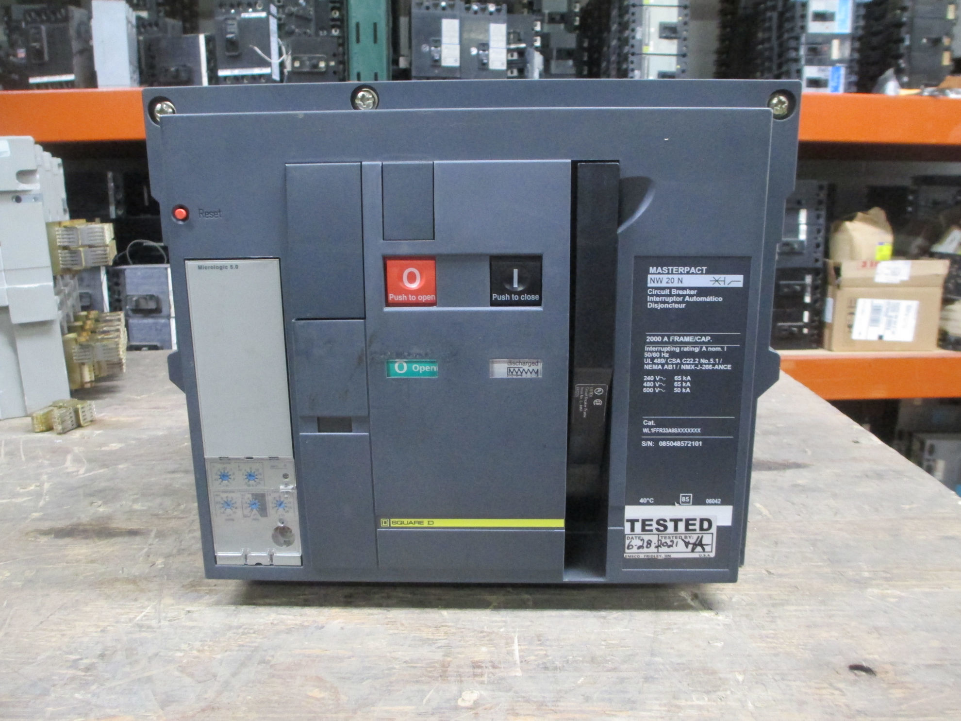 Picture of Square D MasterPact NW20N Circuit Breaker 2000 Amp 600 Volt AC M/O D/O