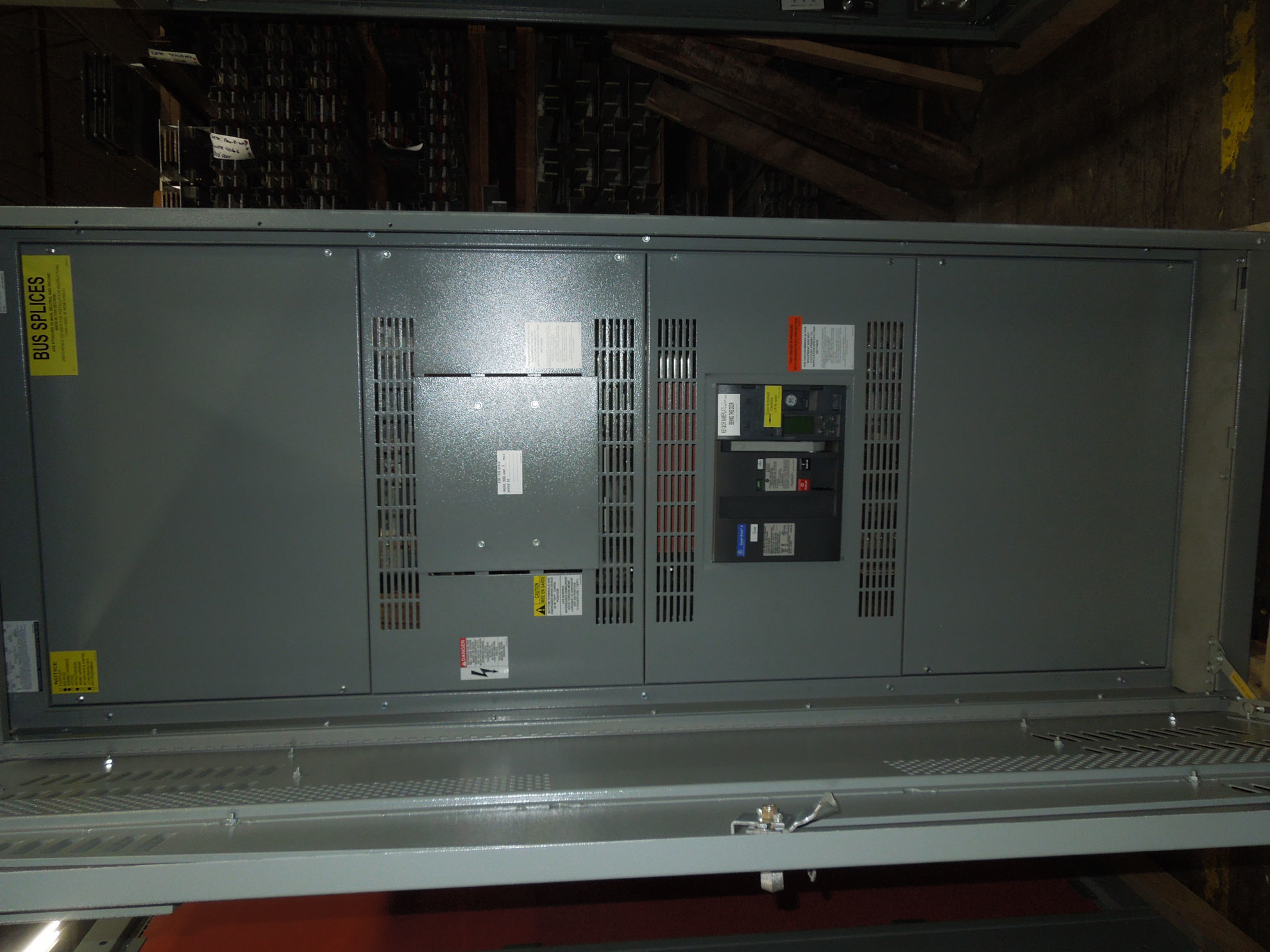 GE Power Break II Switchboard 4000 Amp 480Y/277 Volt 3PH 4W NEMA 3R New
