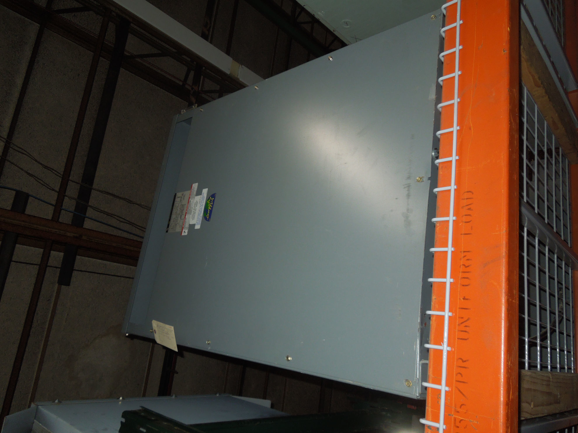 Picture of Square D 225 KVA 480-208Y/120 Volt 3 Phase Low Voltage Dry Type Transformer R&G