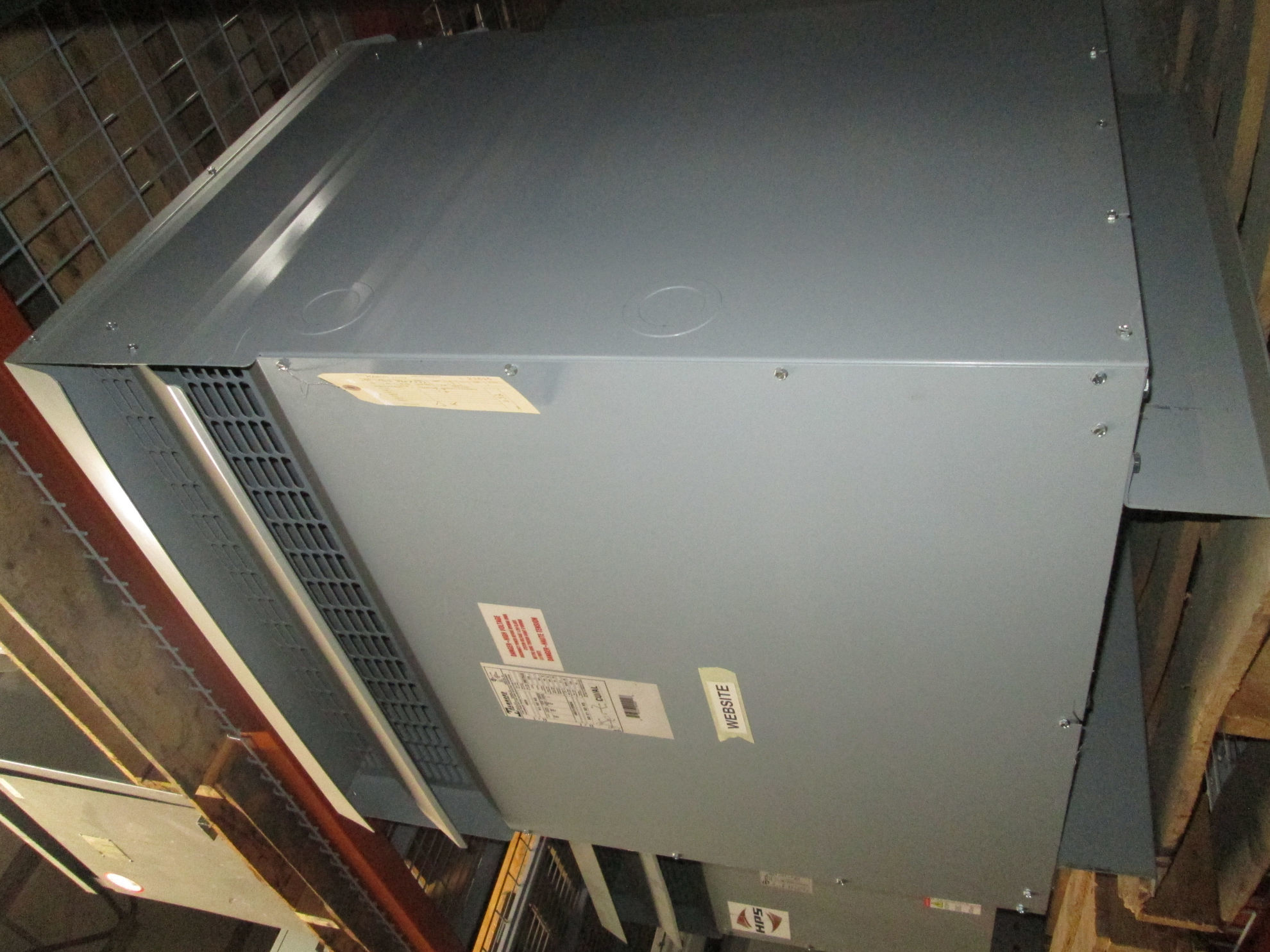 Picture of Hammond 175 KVA 460-460Y/277 Volt 3 Phase Low Voltage Dry Type Transformer R&G