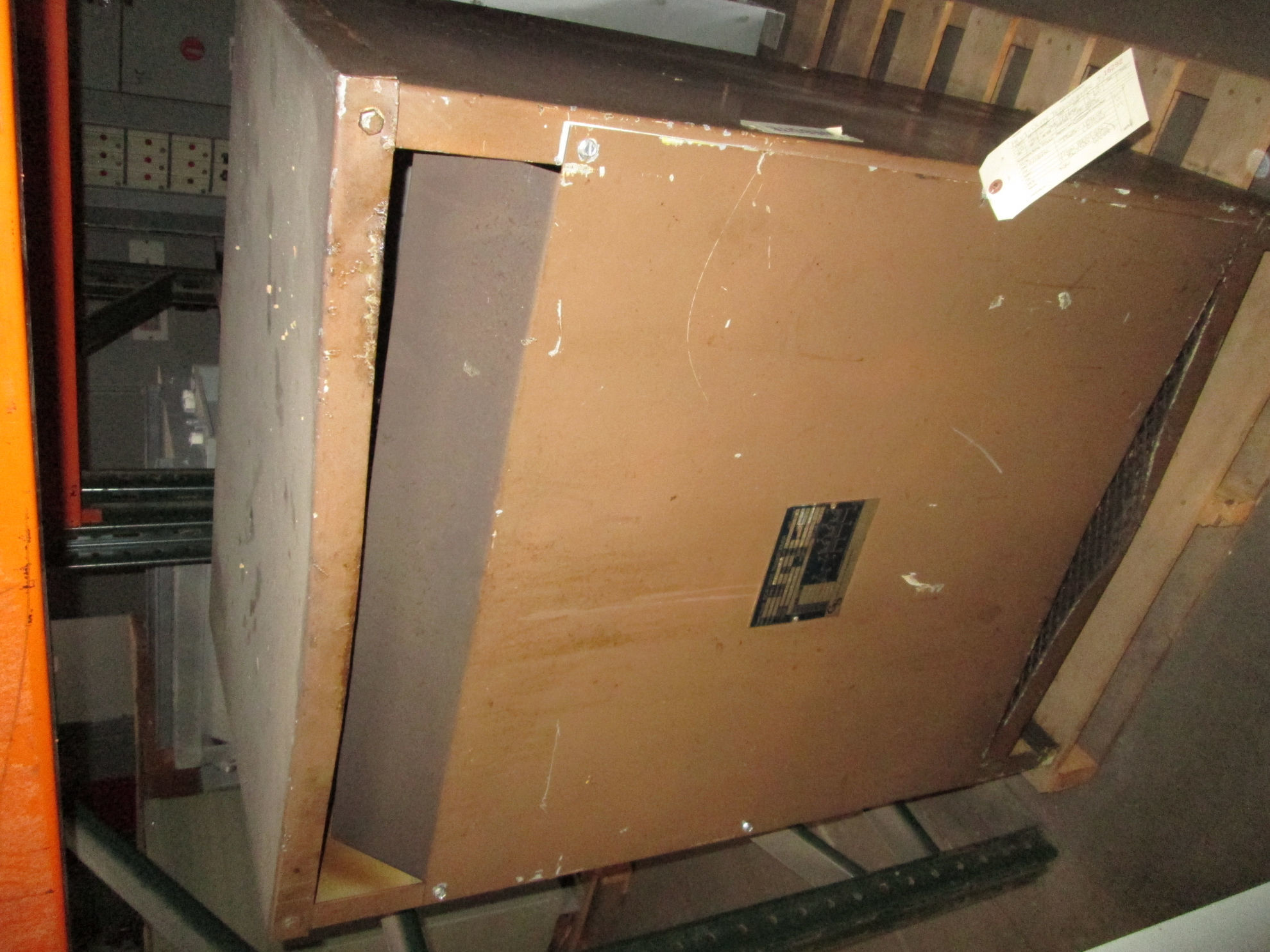 Picture of Hevi-Duty 145 KVA 460-460Y/266 Volt 3 Phase Low Voltage Dry Type Transformer R&G