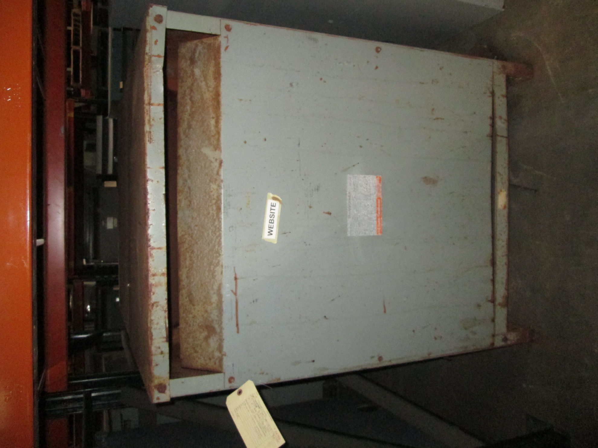 Picture of ITE 112.5 KVA 480-208Y/120 Volt 3 Phase Low Voltage Dry Type Transformer R&G