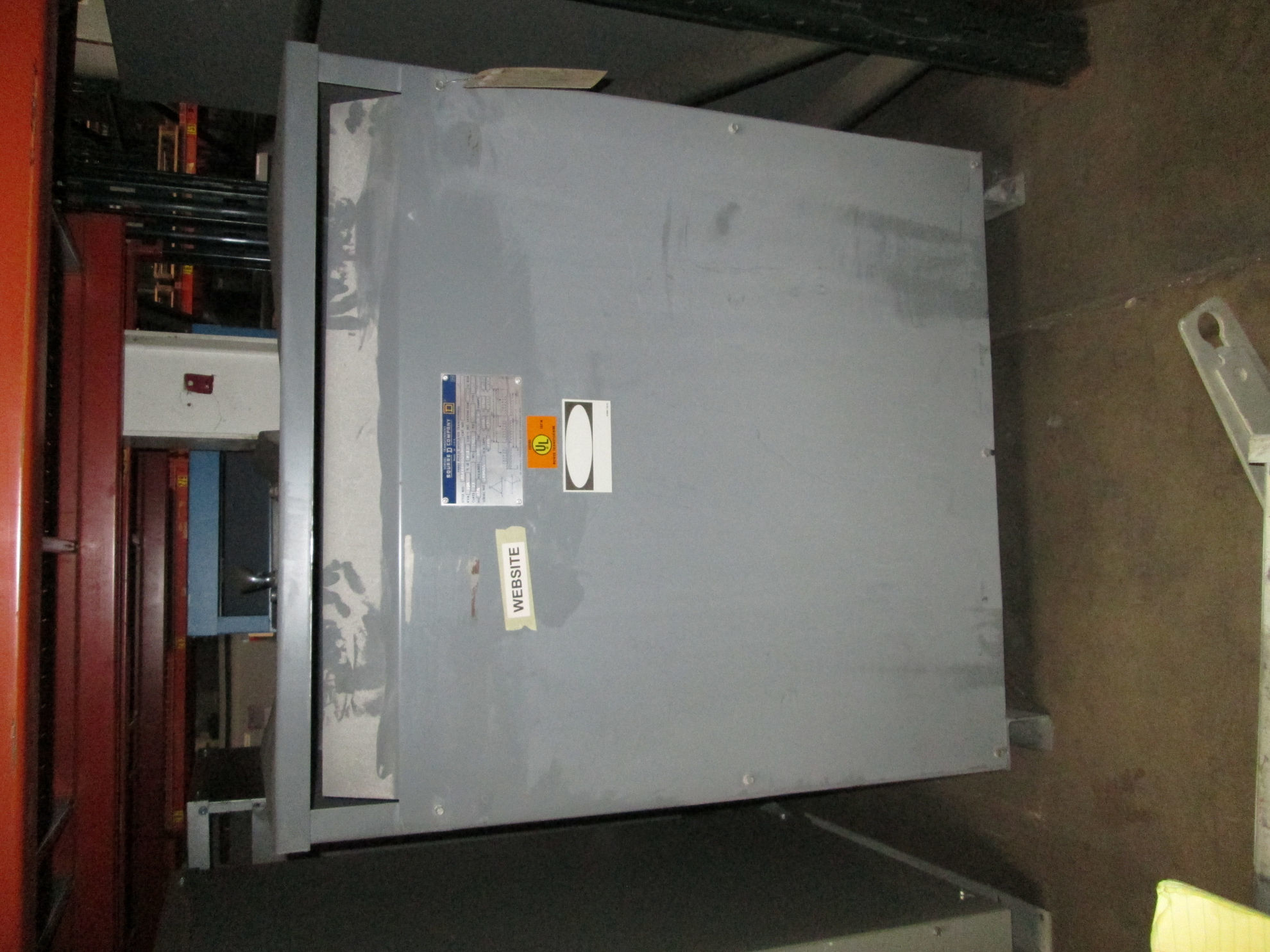 Picture of Square D Low Voltage Dry Type Transformer | 220 KVA 460-460Y/266 Volt | 3 Phase NEMA 1 R&G