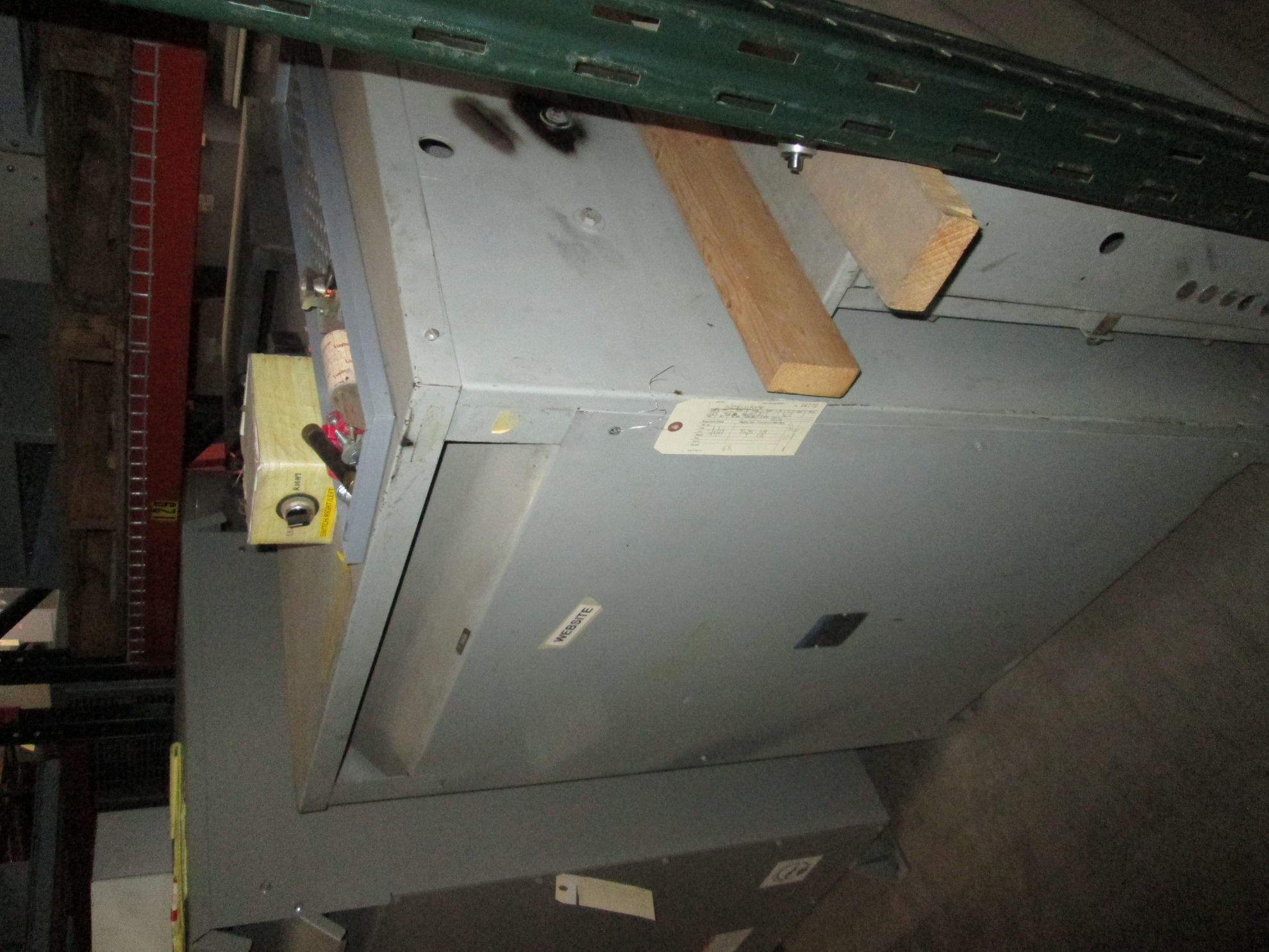 Picture of Westinghouse 220 KVA 460-460Y/233 Volt 3 Phase Low Voltage Dry Type Transformer R&G