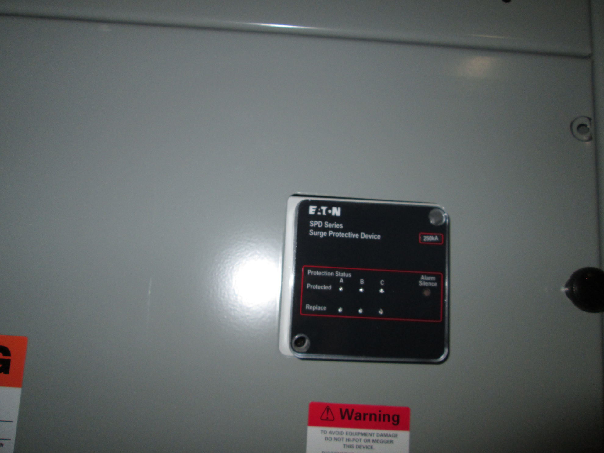 Eaton PowRLine Switchboard 1600 Amp 480Y/277 Volt 3Ph 4W NEMA 1 R&G