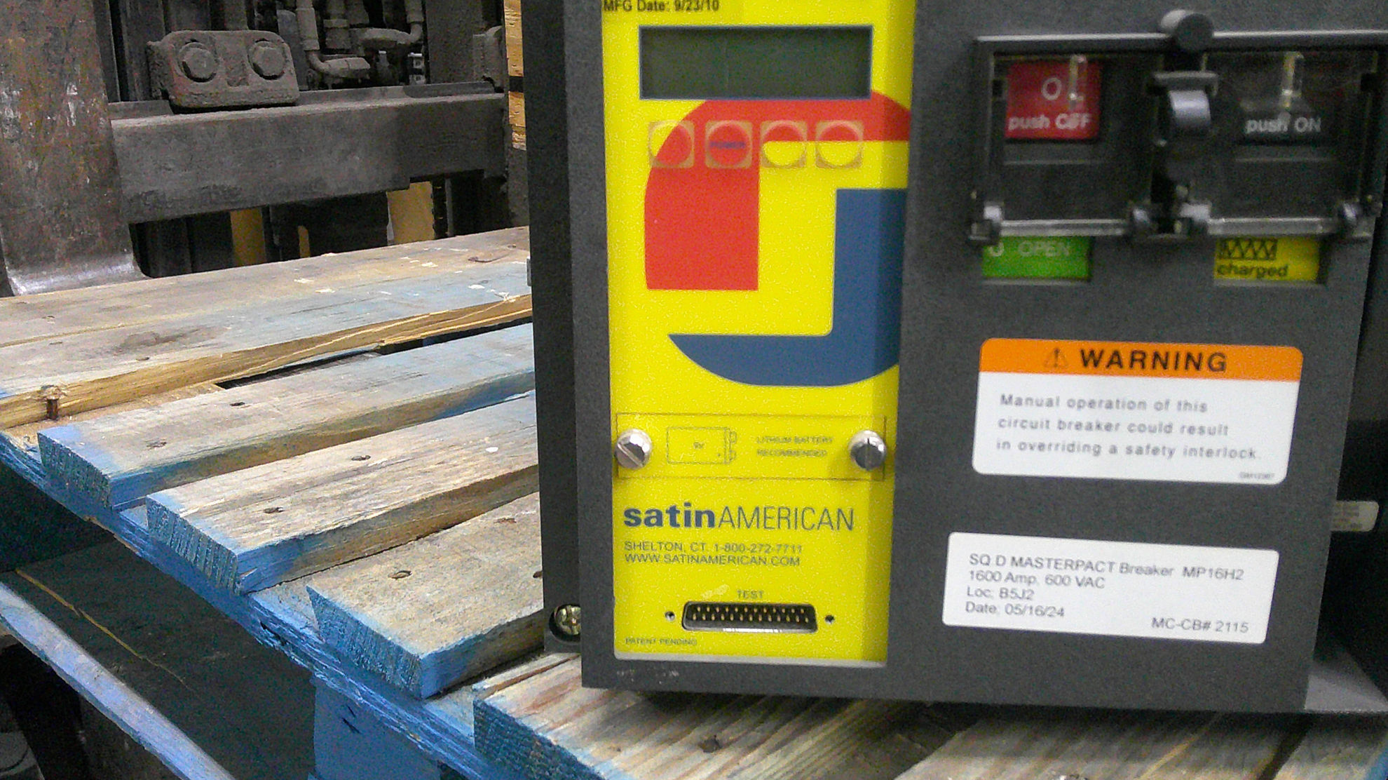 Square D MasterPact MP16H2 Circuit Breaker 1600 Amp 600 Volt AC E/O D/O ...