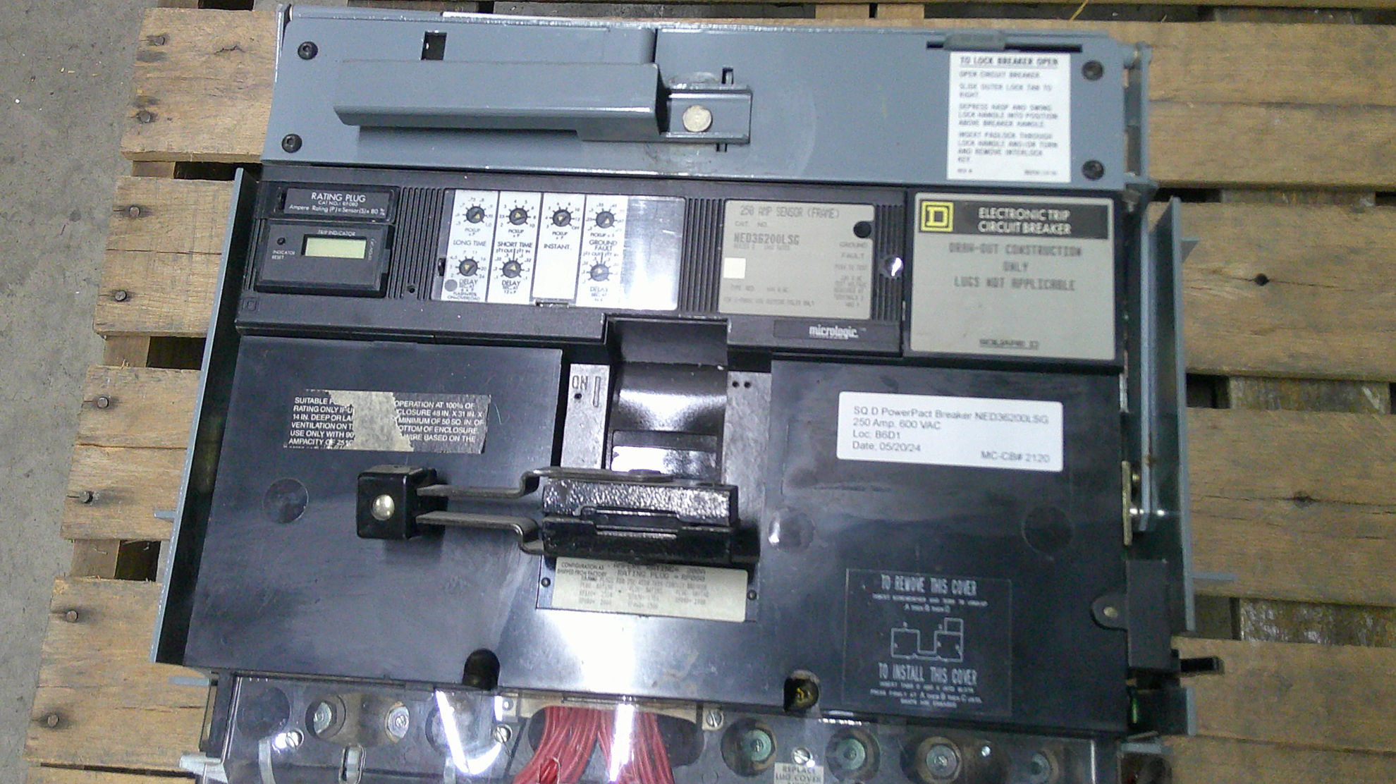 Picture of Square D NED36200LSG Circuit Breaker 250 Amp 600 Volt AC M/O D/O
