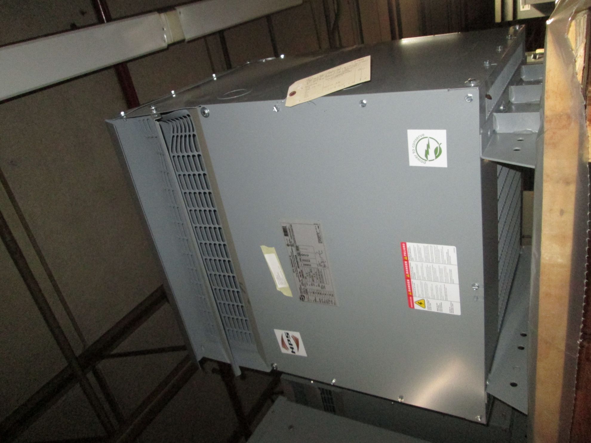 Picture of Hammond 75 KVA 480-208Y/120 Volt 3 Ph Low Voltage Dry Type Transformer New Surplus