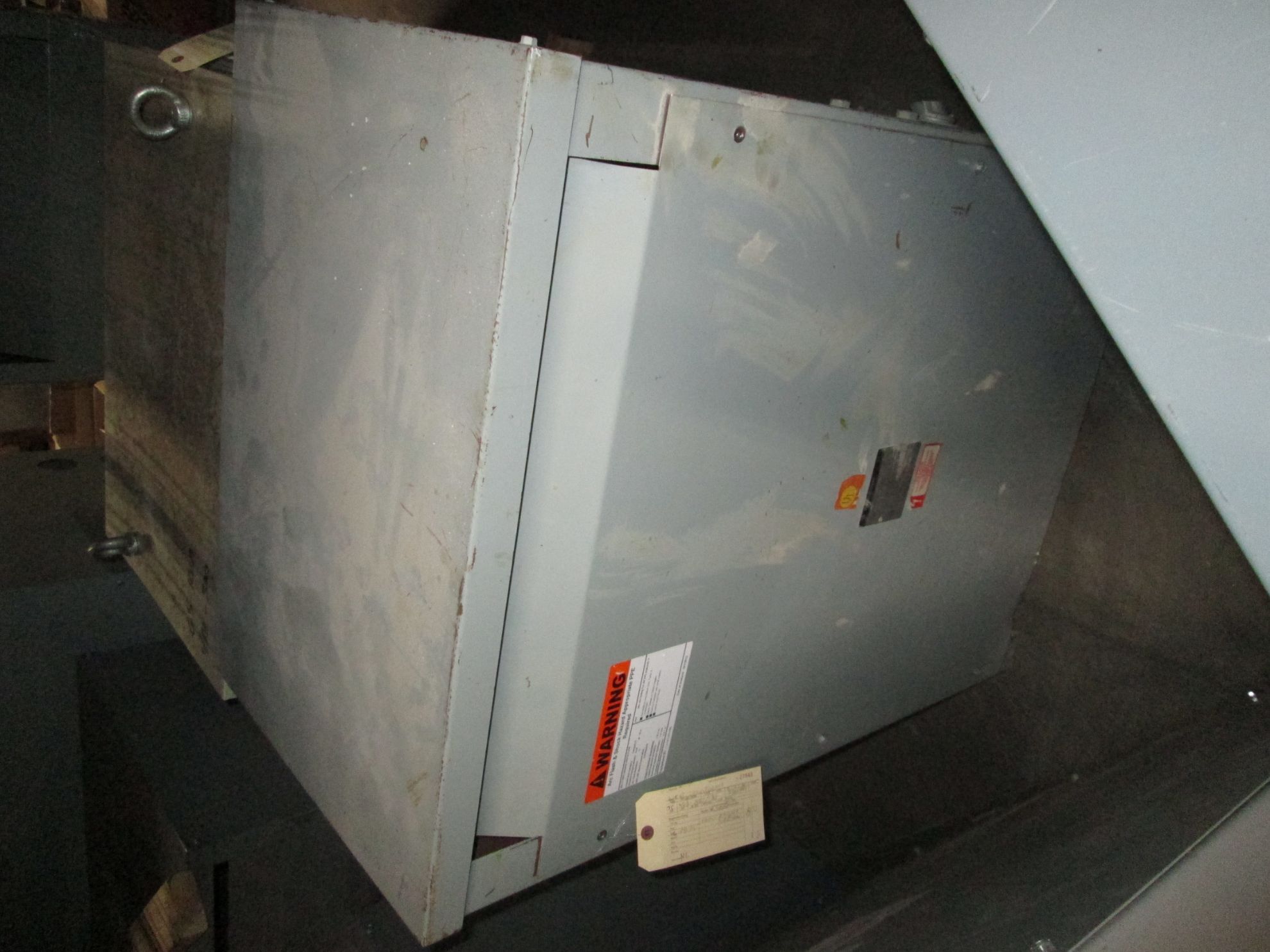 Picture of Westinghouse 75 KVA 480-208Y/120 Volt 3 Phase Low Voltage Dry Type Transformer R&G