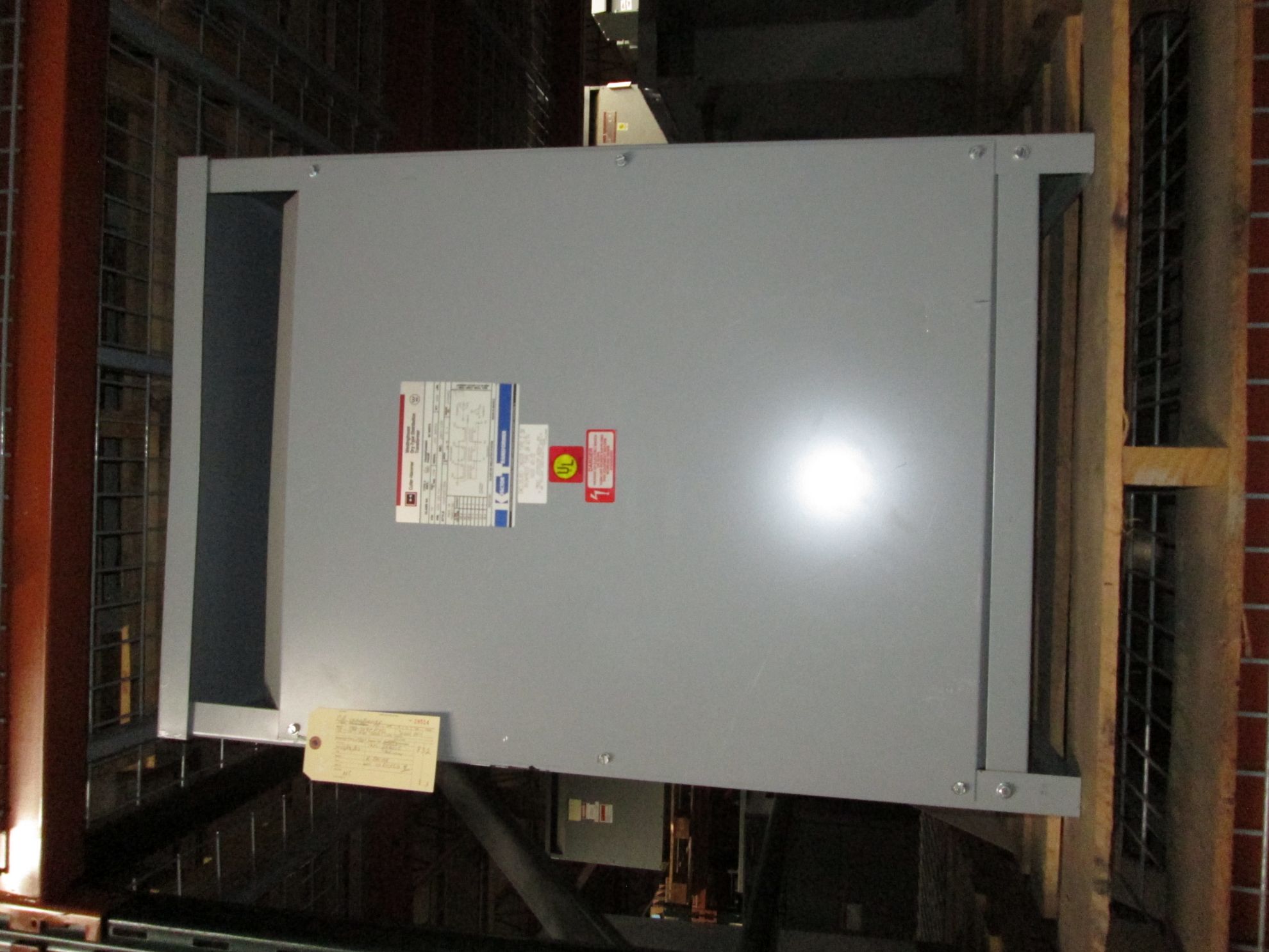 Picture of Cutler-Hammer 75 KVA 480-208Y/120 Volt 3 Phase Low Voltage Dry Type Transformer R&G