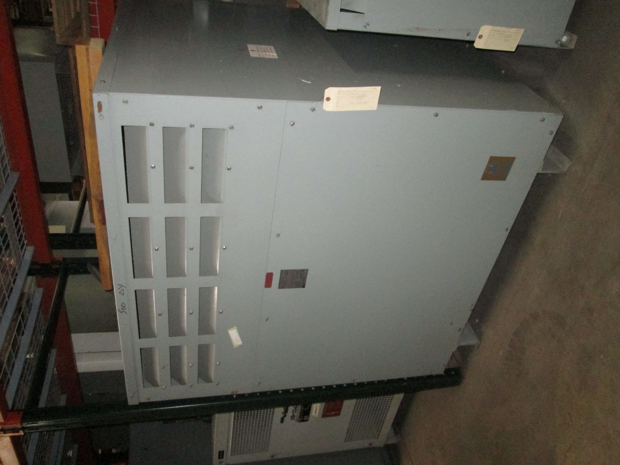 Picture of ACME Low Voltage Dry Type Transformer | 500 KVA 480-208Y/120 Volt | 3 Phase NEMA 1 R&G
