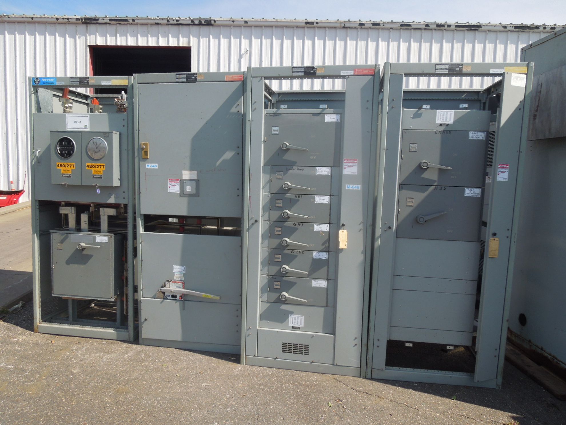 Picture of Westinghouse FDP Switchboard QA-2033-CBC | 2000 Amp Fusible Main | 480Y/277V 3-Phase 4-Wire | NEMA 1 R&G