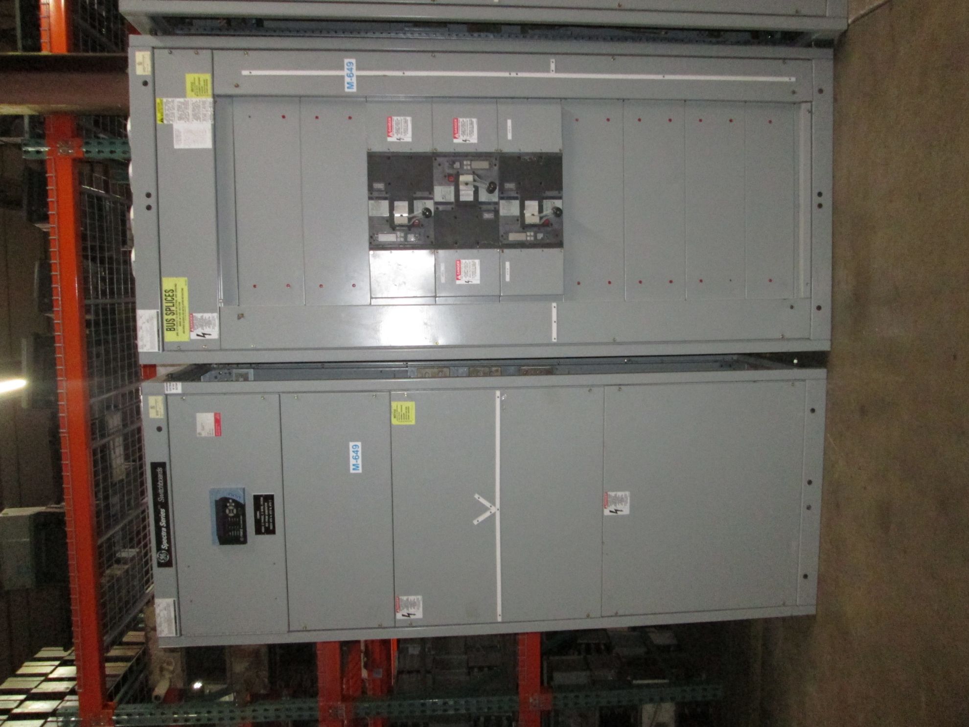 Picture of General Electric Spectra Series Switchboard | 2500 Amp Main Lug Only | 480V 3-Phase 3-Wire | NEMA 1 R&G