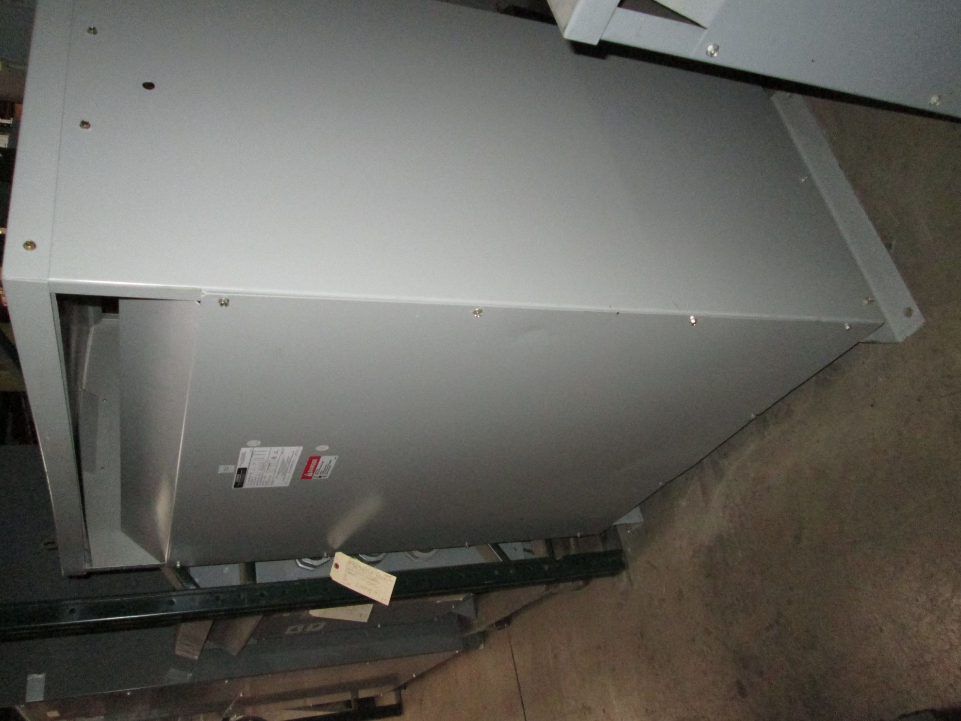 Picture of Siemens Low Voltage Dry Type K-Factor Transformer | 150 KVA 480-208Y/120 Volt | 3 Phase NEMA 1 R&G