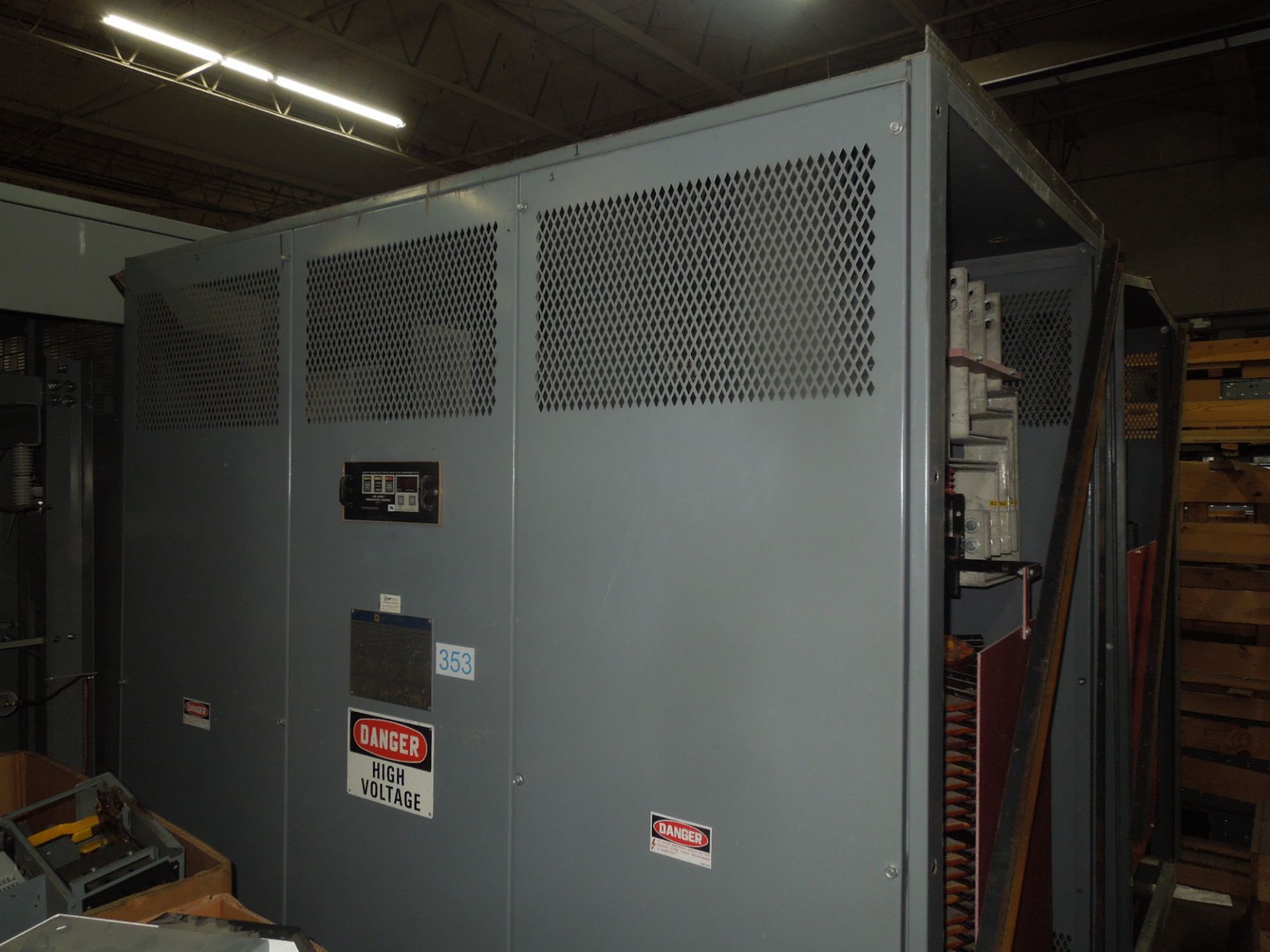 Picture of Square D 2000/2667 KVA 4160-480Y/277 Volt Medium Voltage Dry Type Transformer R&G