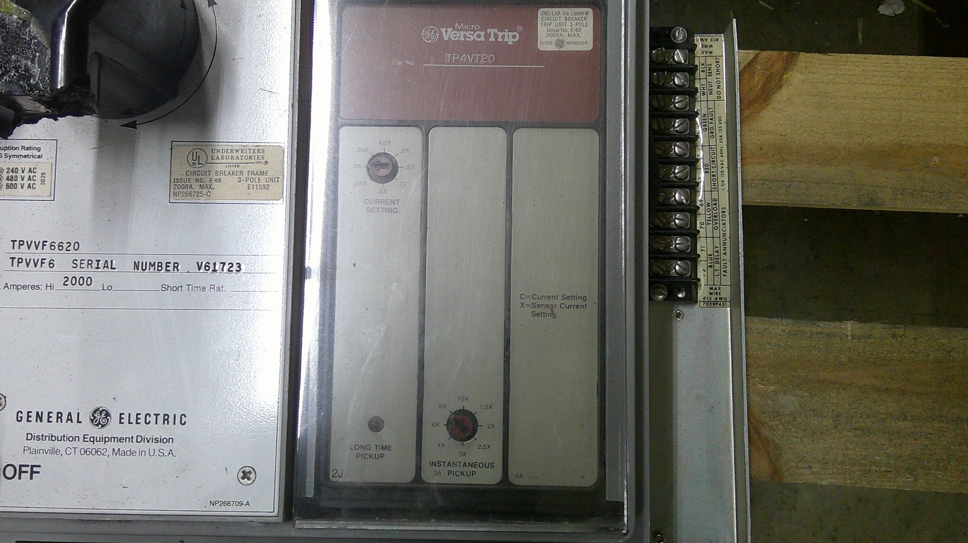 General Electric Power Break TPVVF6620 Circuit Breaker 2000 Amp 600 ...
