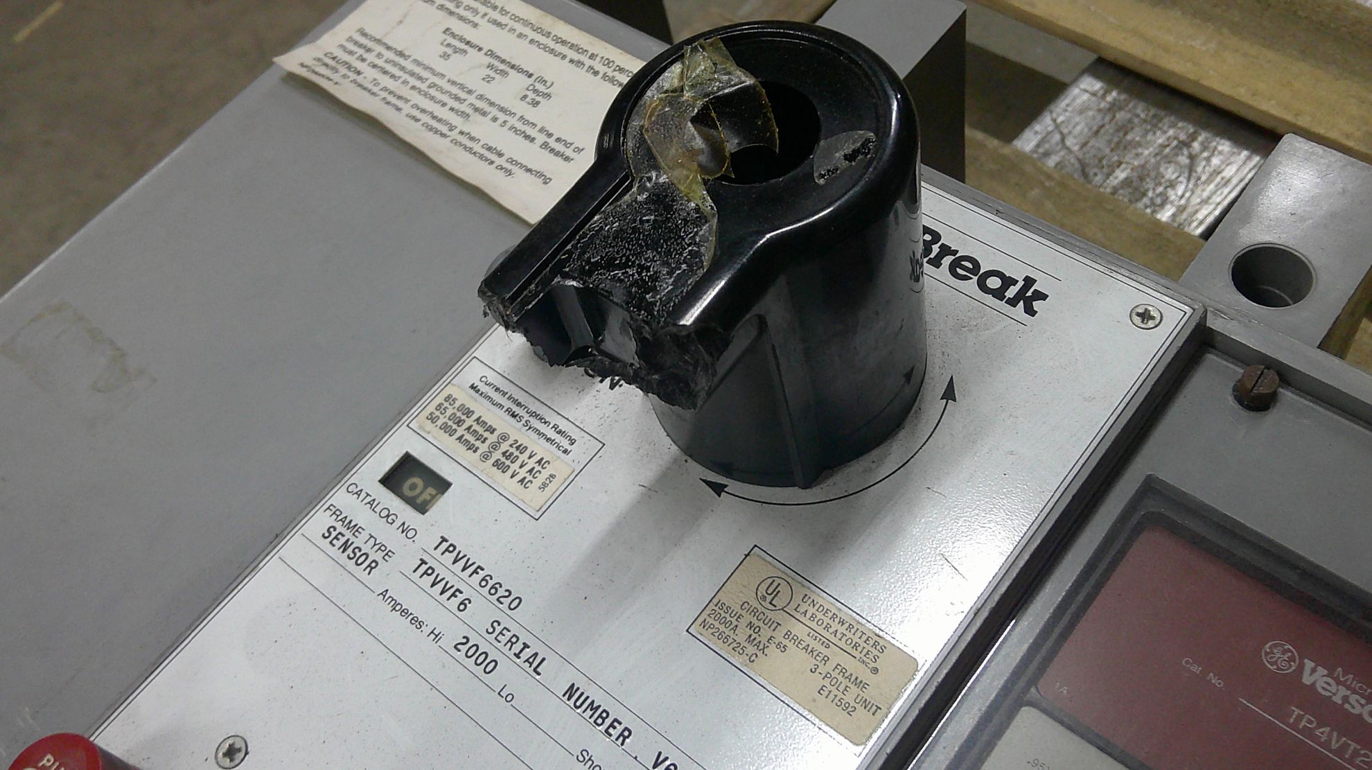 General Electric Power Break TPVVF6620 Circuit Breaker 2000 Amp 600 ...