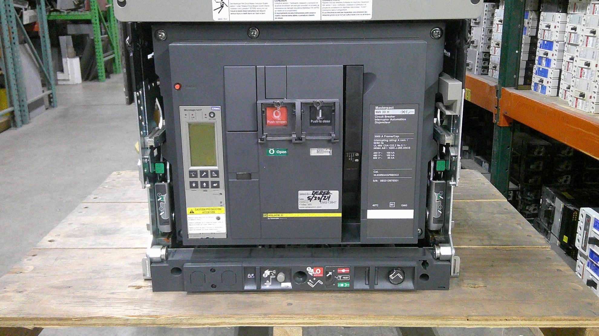 Picture of Square D NW30H Masterpact Circuit Breaker 3000 Amp 600 Volt AC M/O D/O