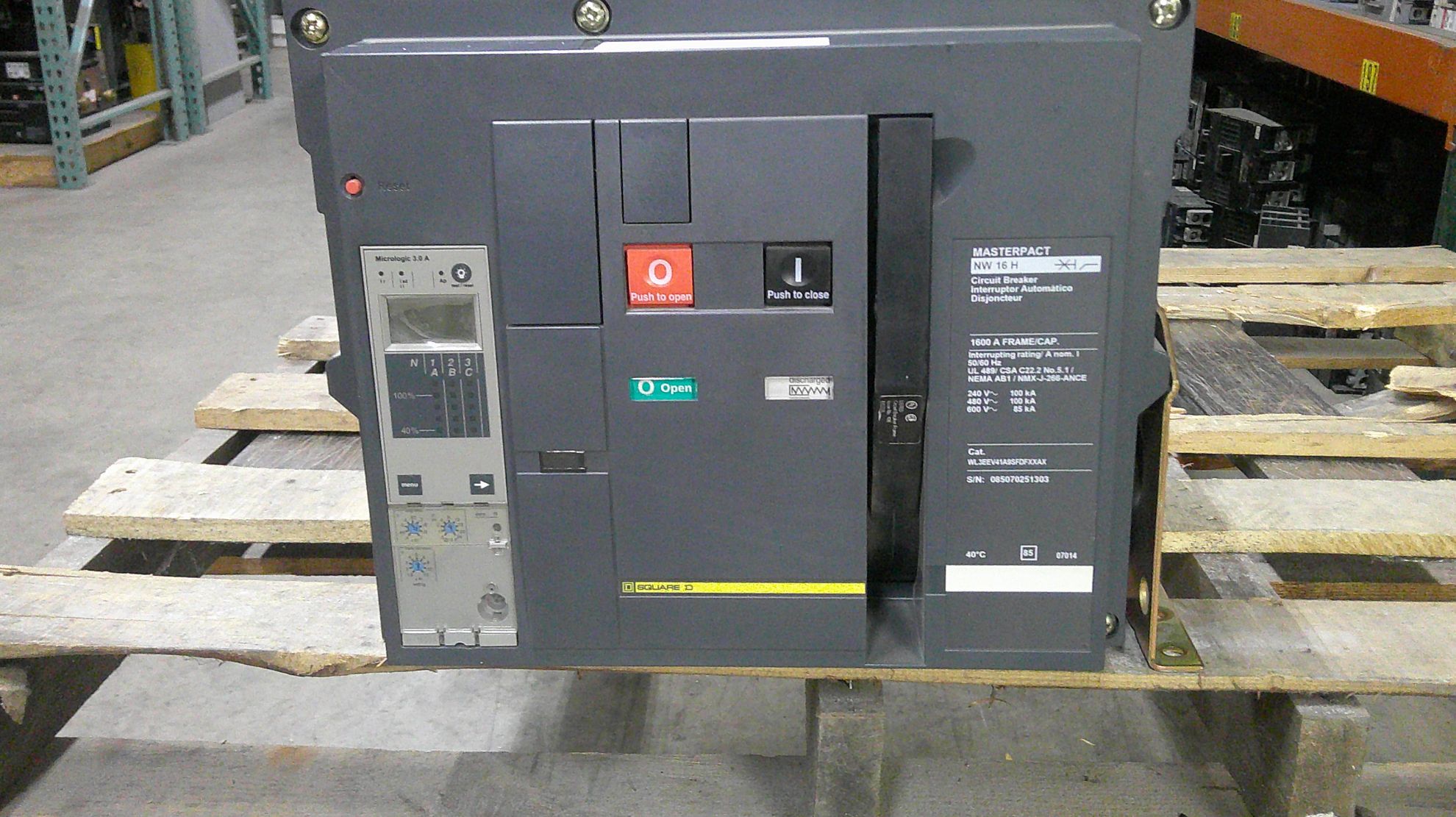 Picture of Square D MasterPact NW16H Circuit Breaker 1600 Amp 600 Volt AC M/O F/M