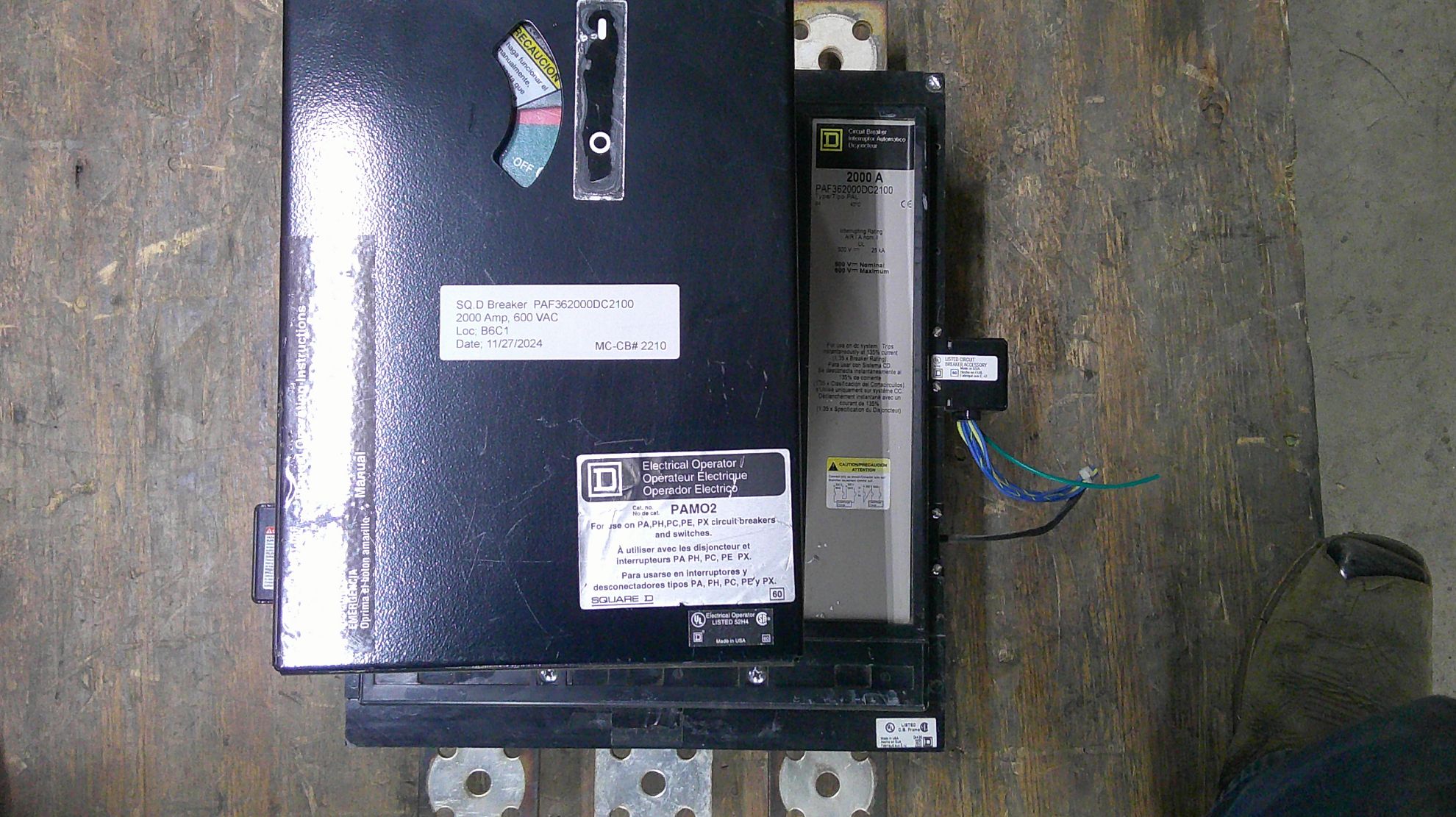 Picture of Square D PAF362000DC2100 Circuit Breaker 2000 Amp 500 Volt DC E/O F/M
