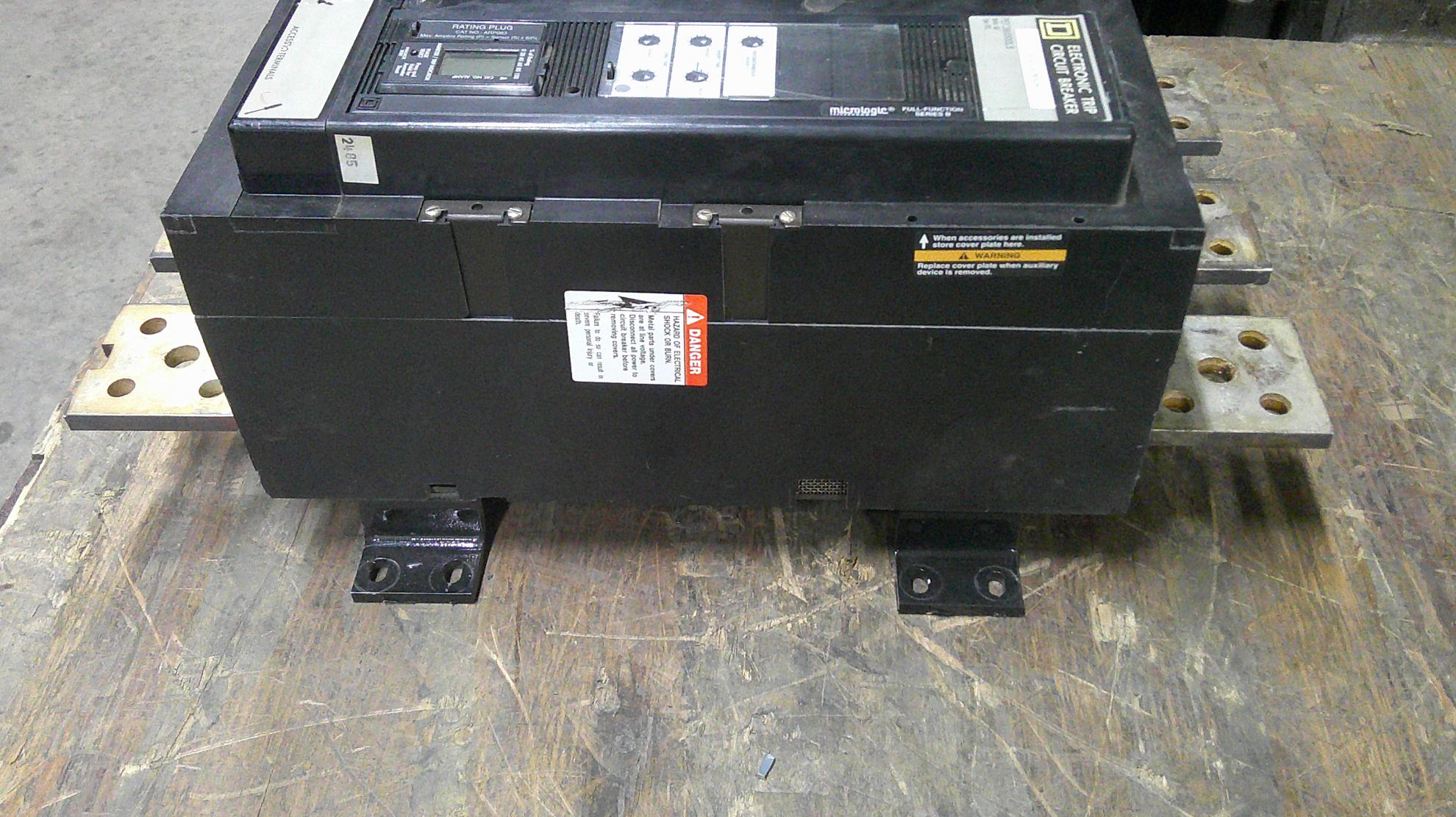Square D PEF361000LS Circuit Breaker 1200 Amp 600 Volt AC M/O F/M ...