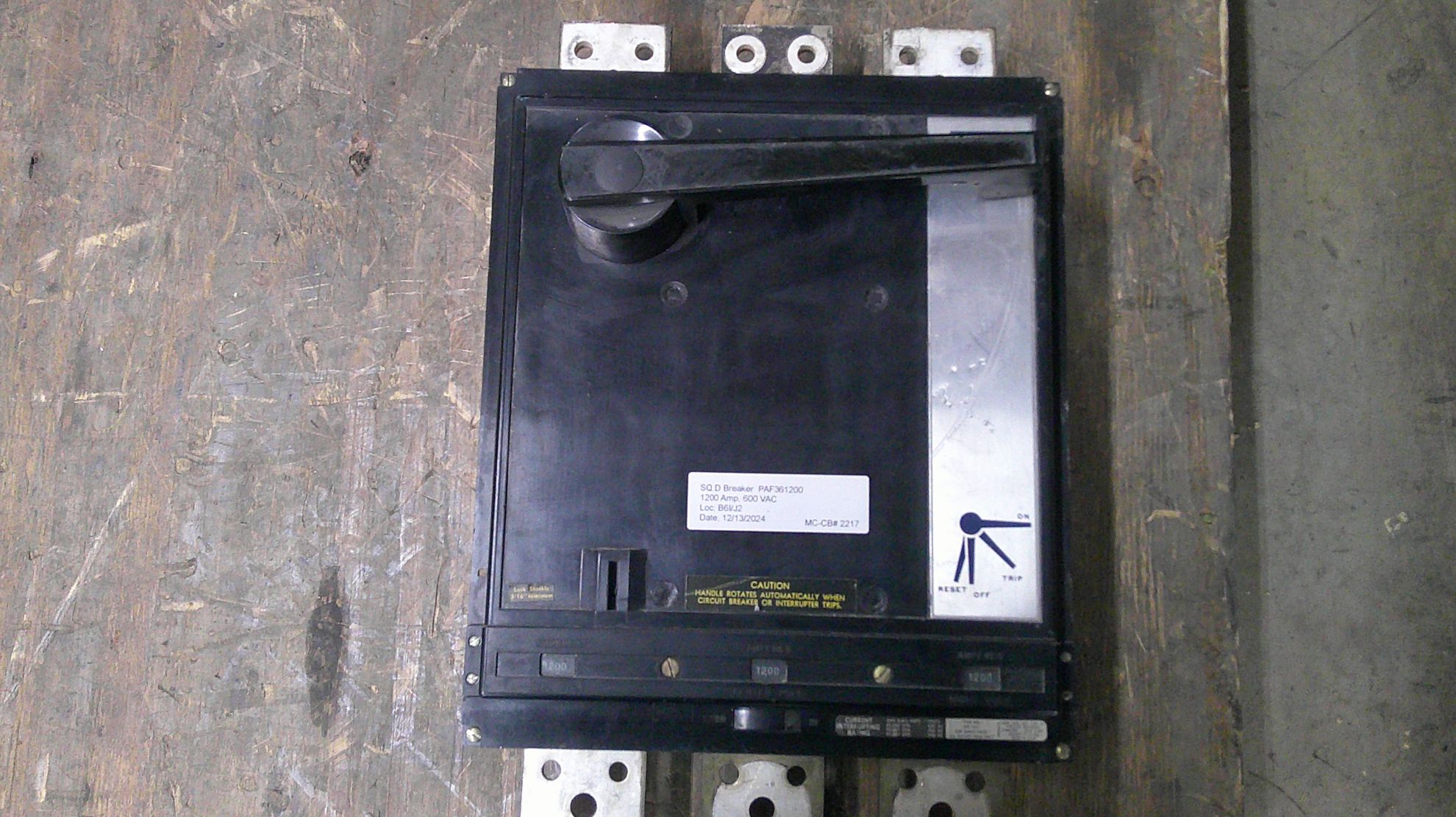 Picture of Square D PAF3621200 Circuit Breaker 1200 Amp 600 Volt AC M/O F/M