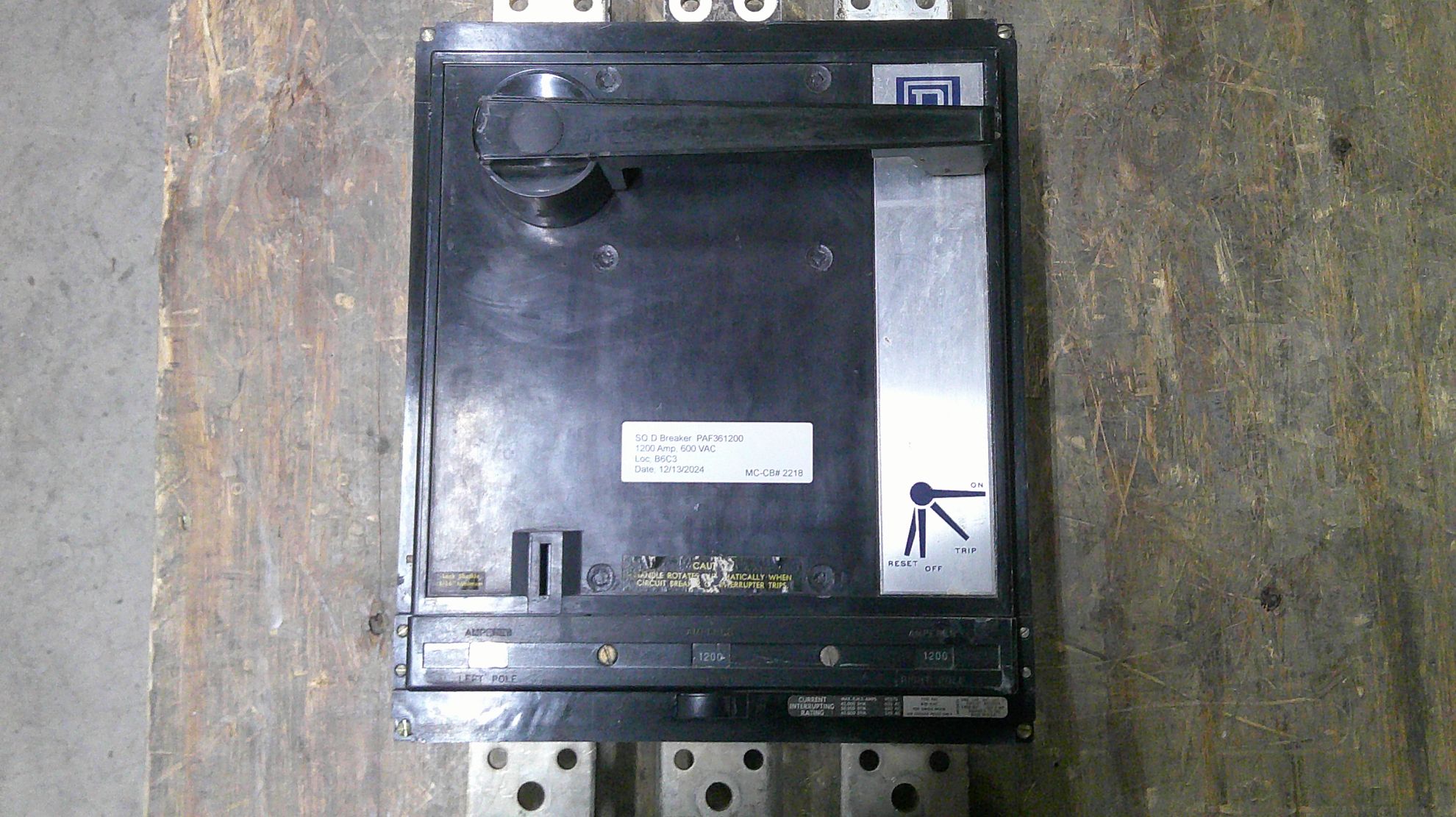 Picture of Square D PAF361200 Circuit Breaker 1200 Amp 600 Volt AC M/O F/M