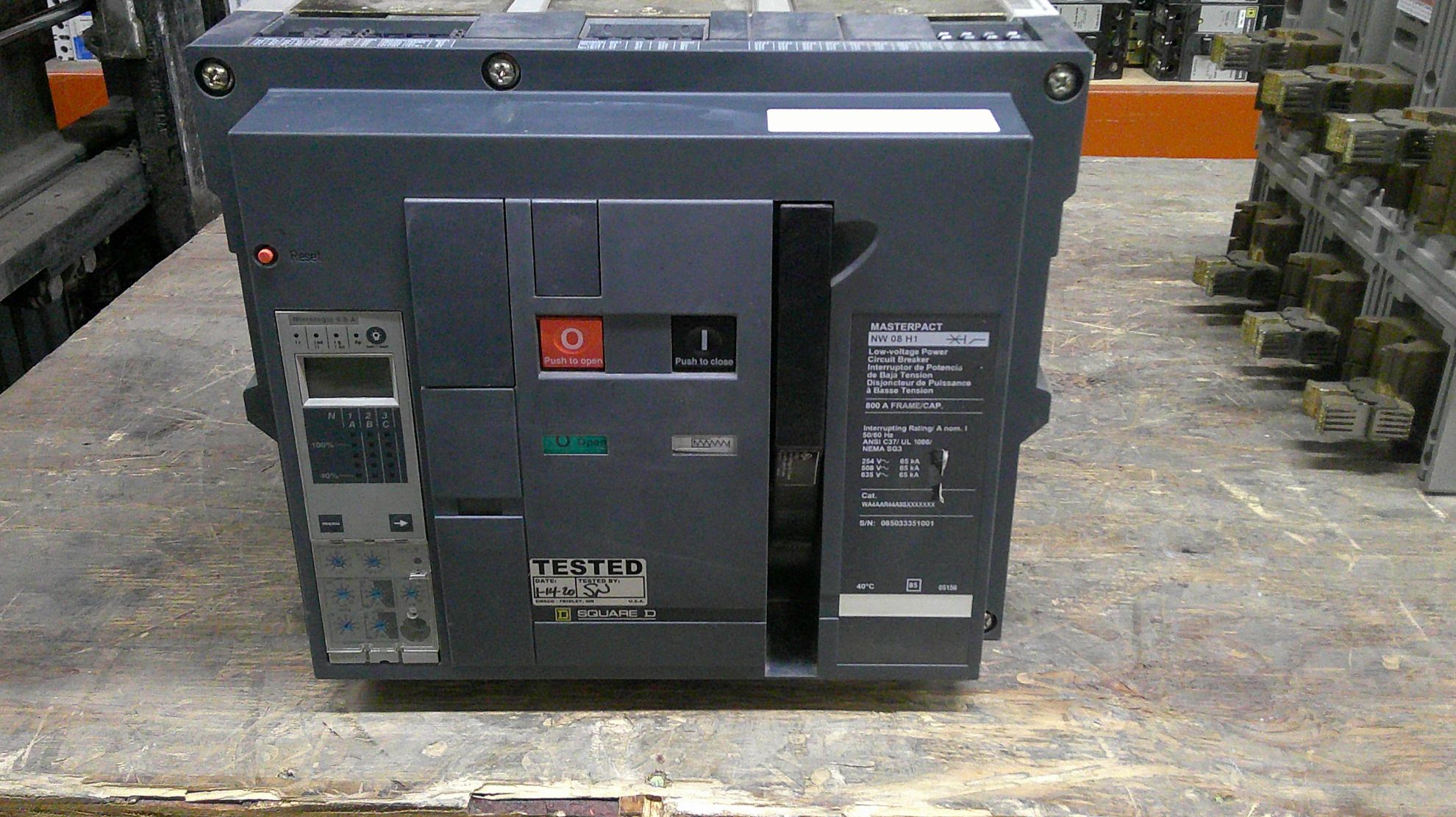 Picture of Square D MasterPact NW08H1 Circuit Breaker 800 Amp 600 Volt AC M/O D/O